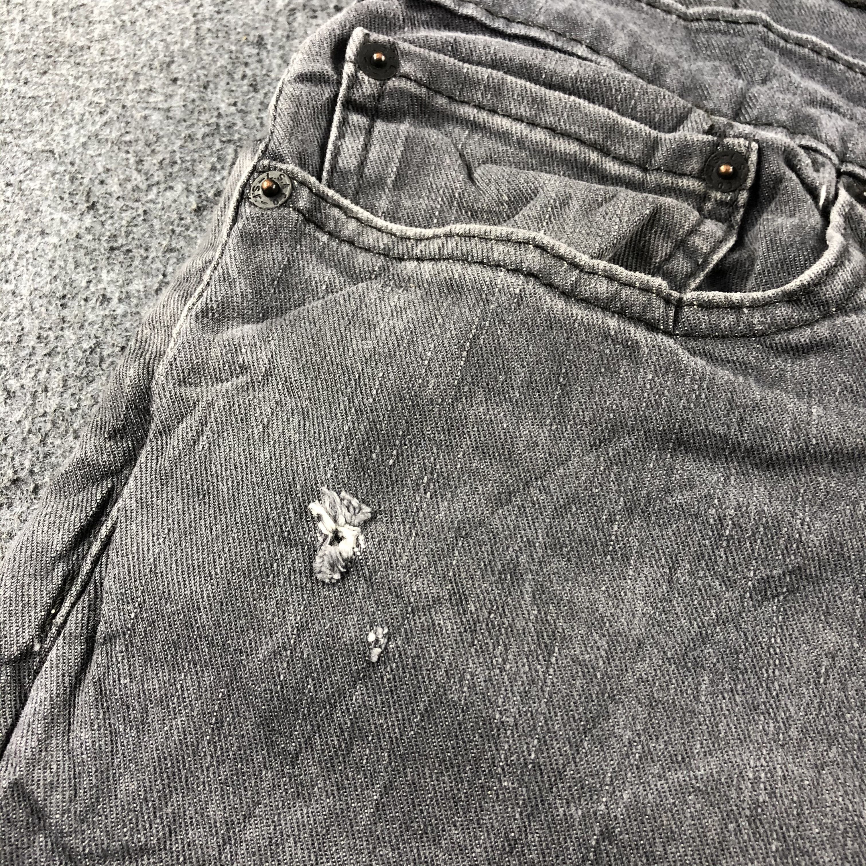 Levi's Vintage Faded Black Levis 514 Jeans-J2365 Size US 37 - 8 Thumbnail