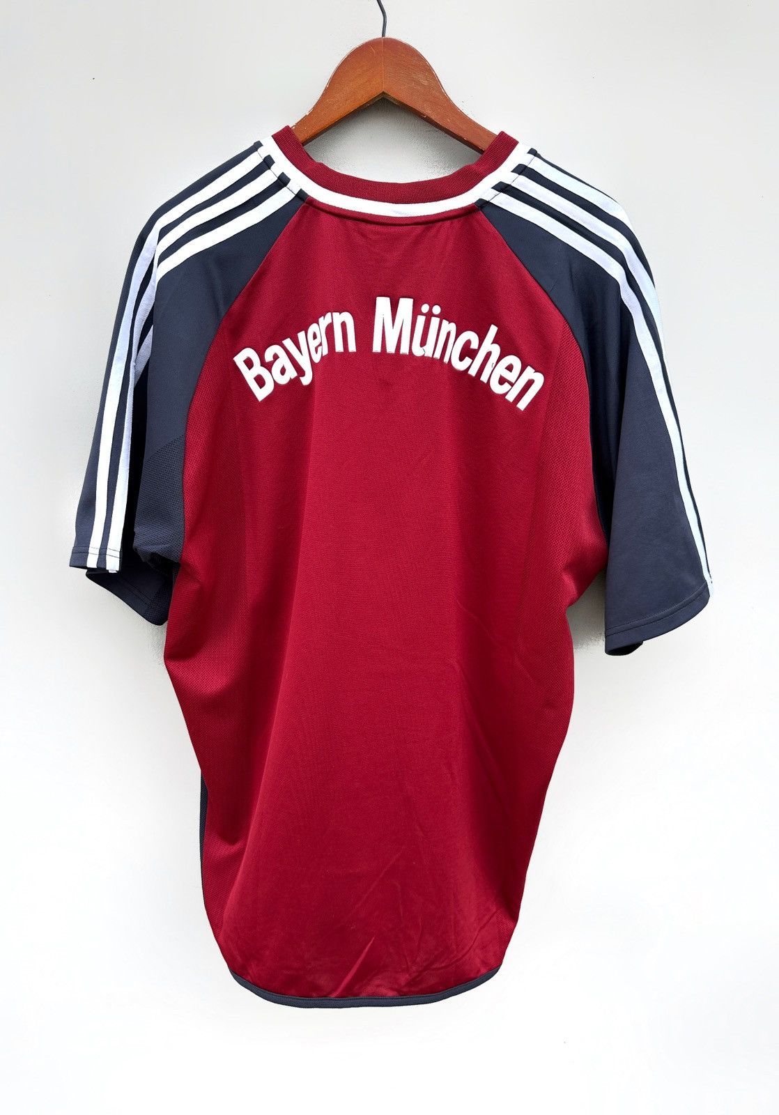Adidas Vintage Bayern Munich 2001 -2002 Home football Jersey adidas Size US XL / EU 56 / 4 - 11 Thumbnail
