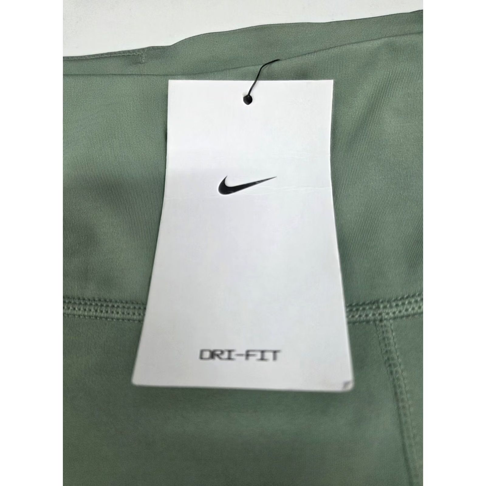 Nike Nike One Luxe Womens Tight Fit Mid Rise Training Leggings Lt Green 2XL Size 40" / US 18 - 6 Thumbnail