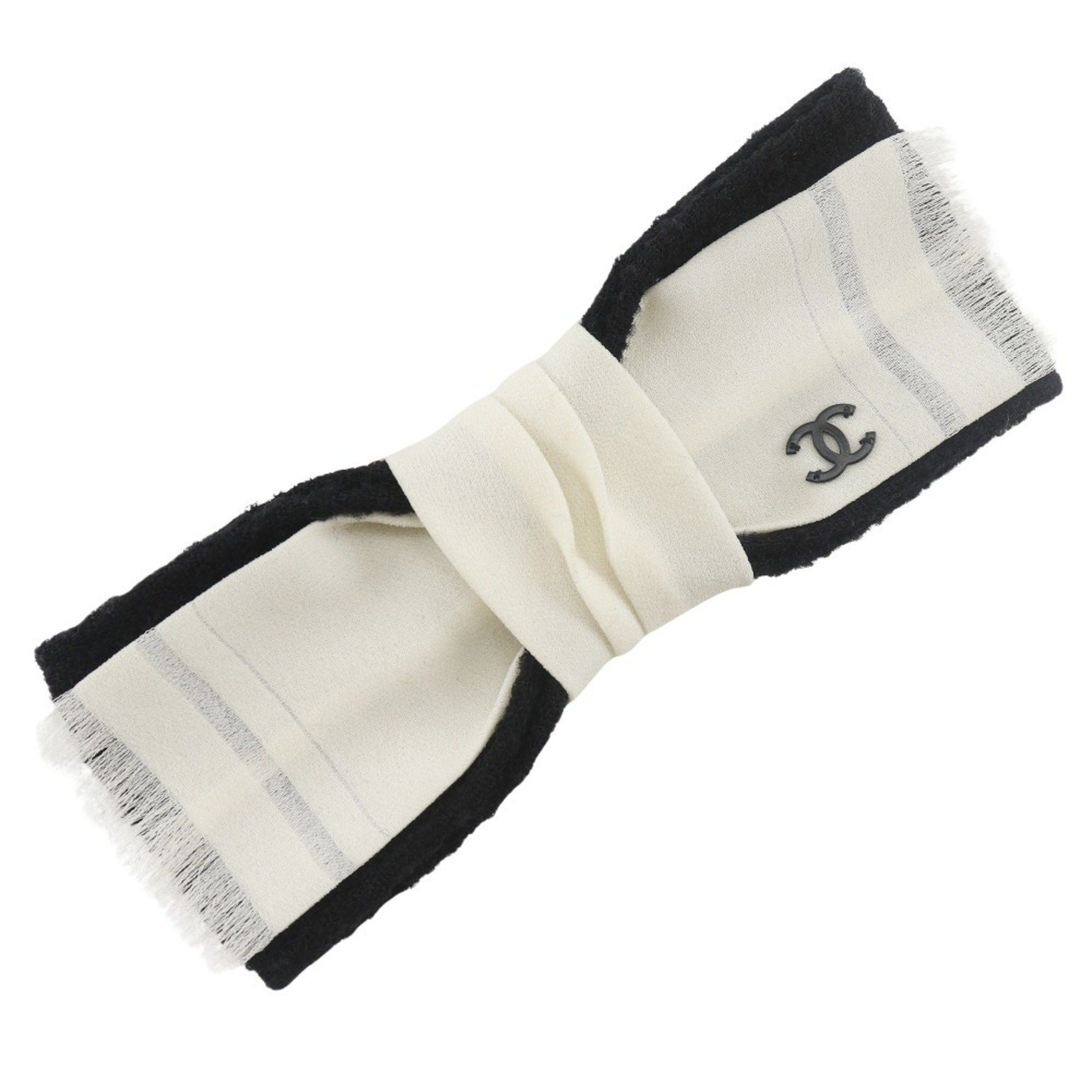 Chanel CHANEL Ribbon Brooch with Coco Mark, Tweed, Black/White, Approx. 15g, Women's Size ONE SIZE - 1 Thumbnail