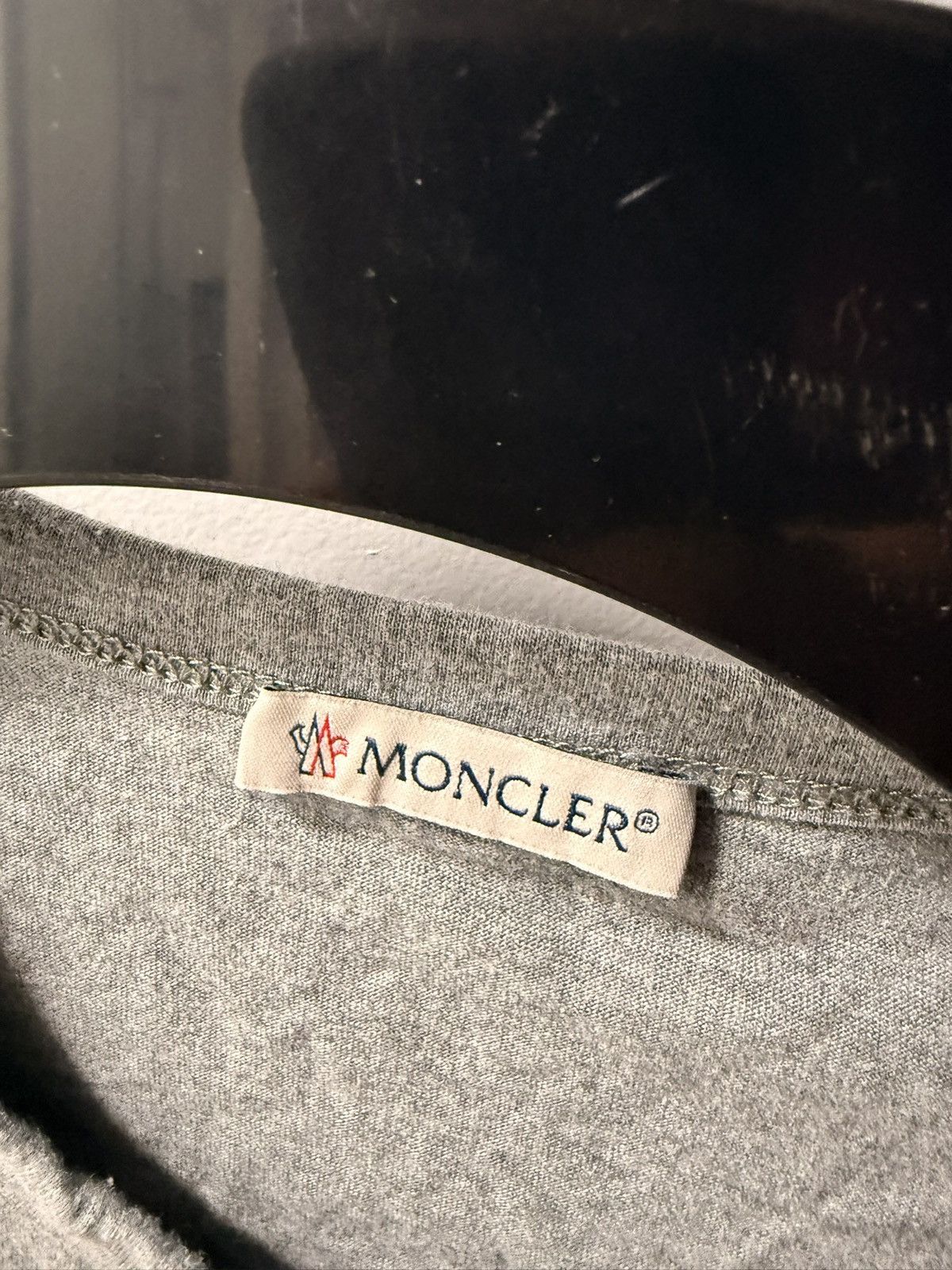 Moncler Moncler Double Logo Grey Tshirt Size US M / EU 48-50 / 2 - 2 Thumbnail
