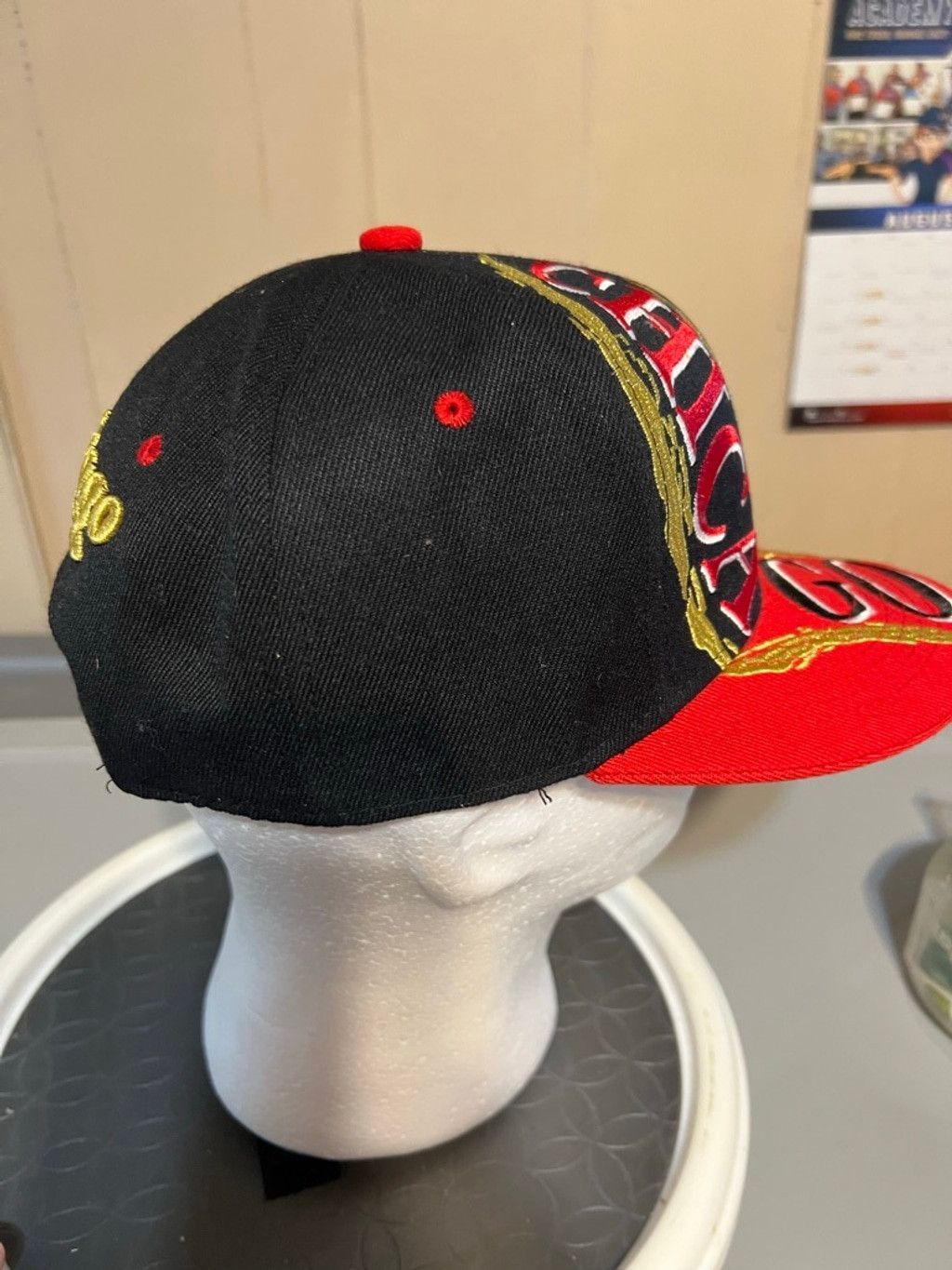The Unbranded Brand Men's Unbranded Chicago Bulls Snapback Hat Size ONE SIZE - 5 Thumbnail