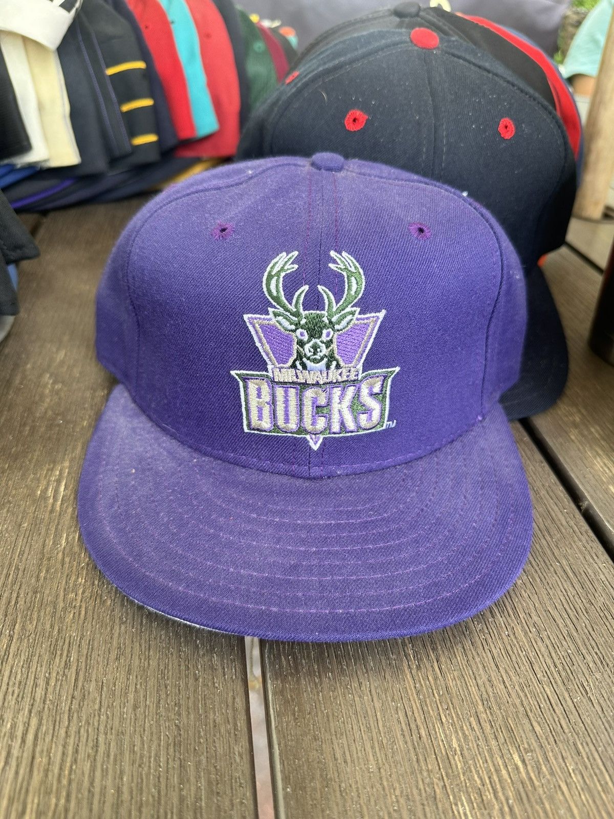 NBA 90’s Milwaukee Bucks vintage fitted Size ONE SIZE - 1 Thumbnail