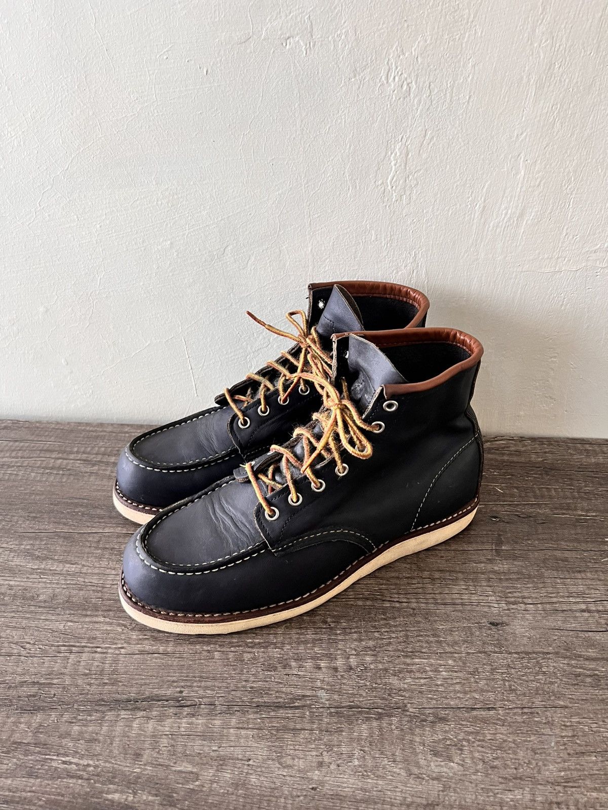 Red Wing REDWING 8859 CLASSIC MOCTOE Size US 9.5 / EU 42-43 - 3 Thumbnail