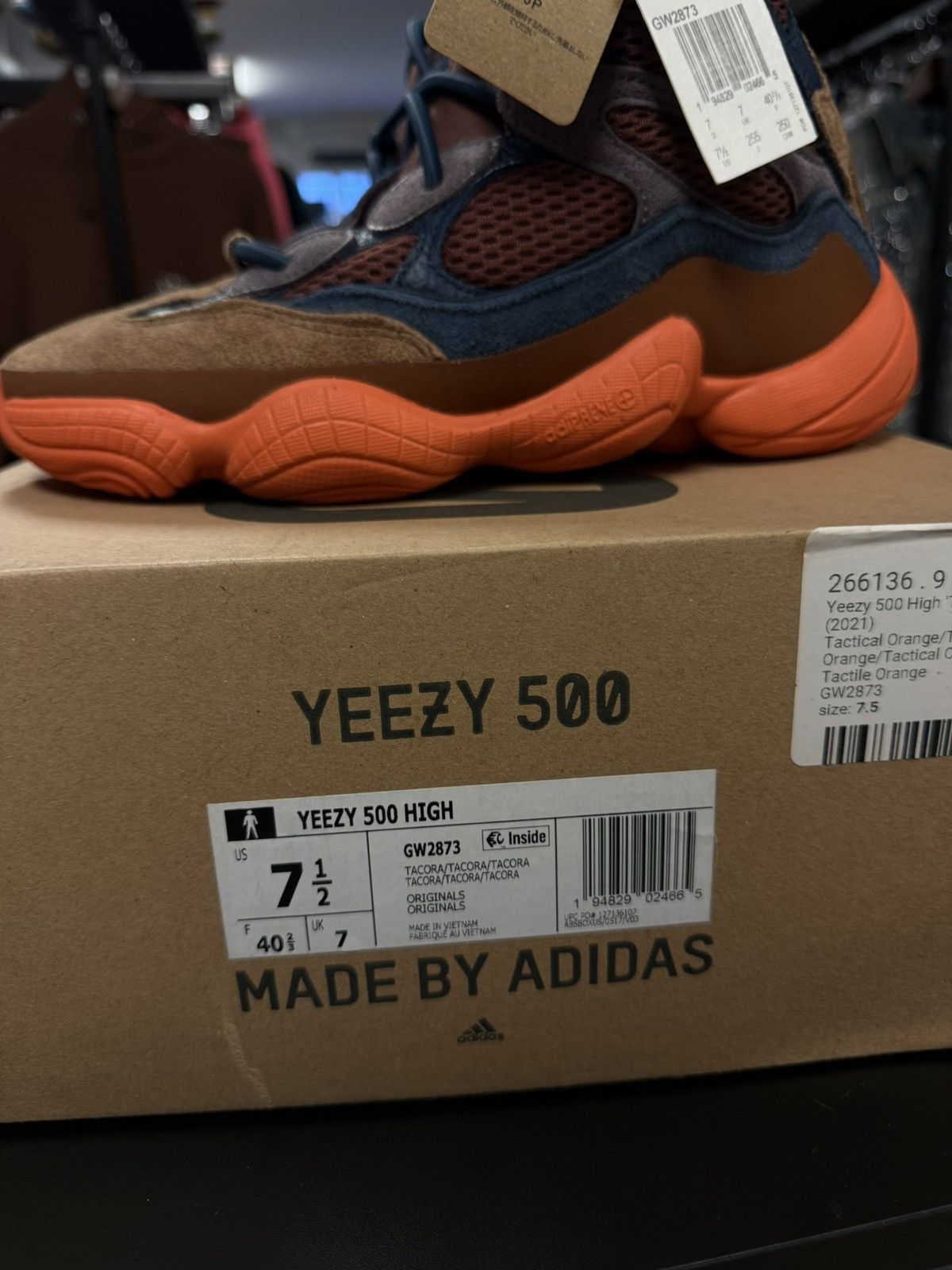 Adidas × Yeezy Yeezy Adidas 500 Tactile Orange Size 7.5 (NEW) Size US 7.5 / EU 40-41 - 17 Thumbnail
