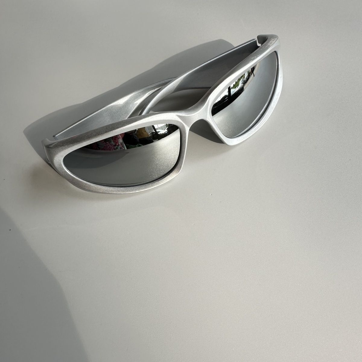 VIBE Future Street ins style custom avant-garde sunglasses Size ONE SIZE - 6 Thumbnail
