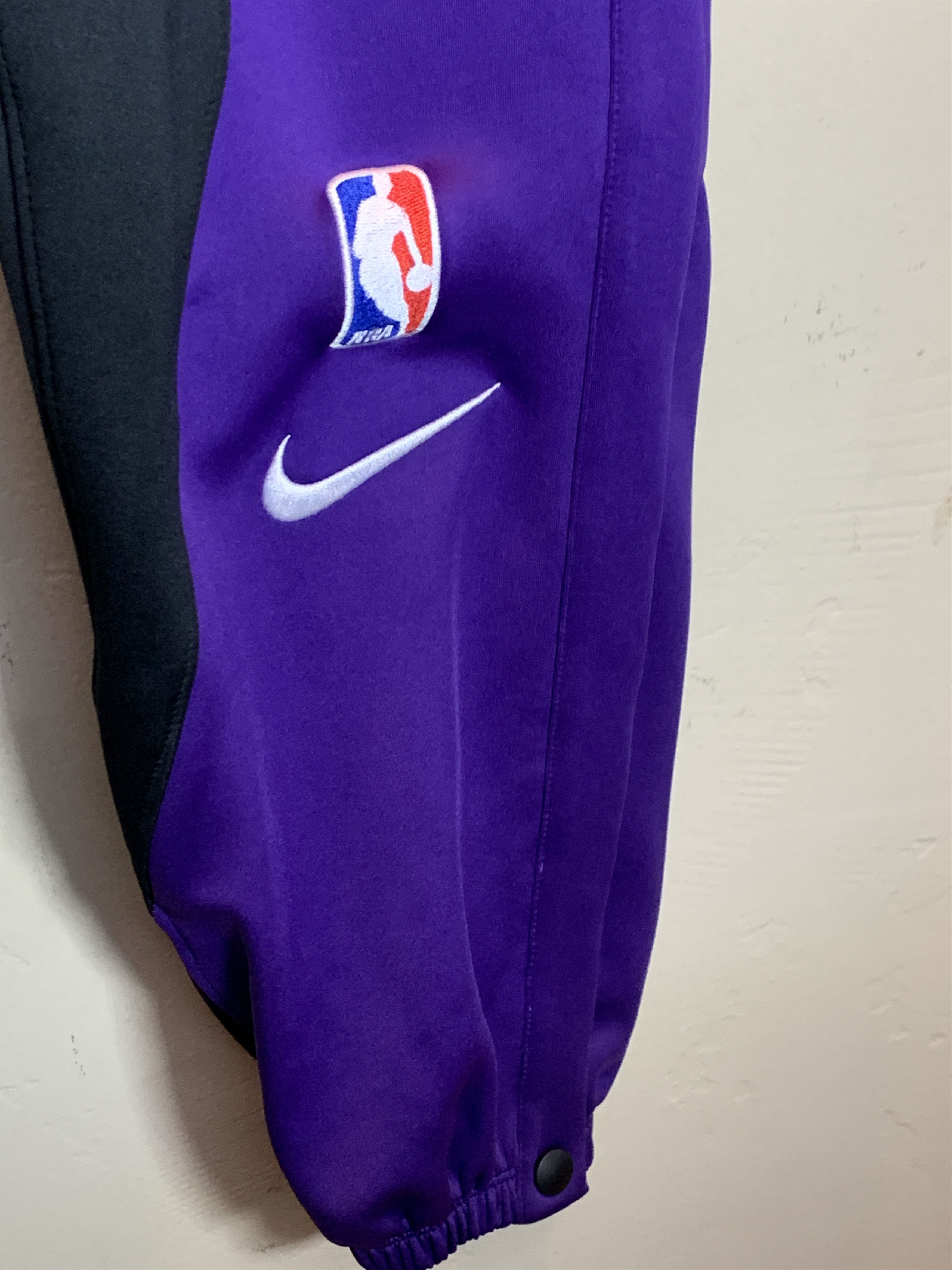 Nike *RARE* New Sacramento Kings Team Issue Nike Tear-Away Pants Size US 32 / EU 48 - 4 Thumbnail