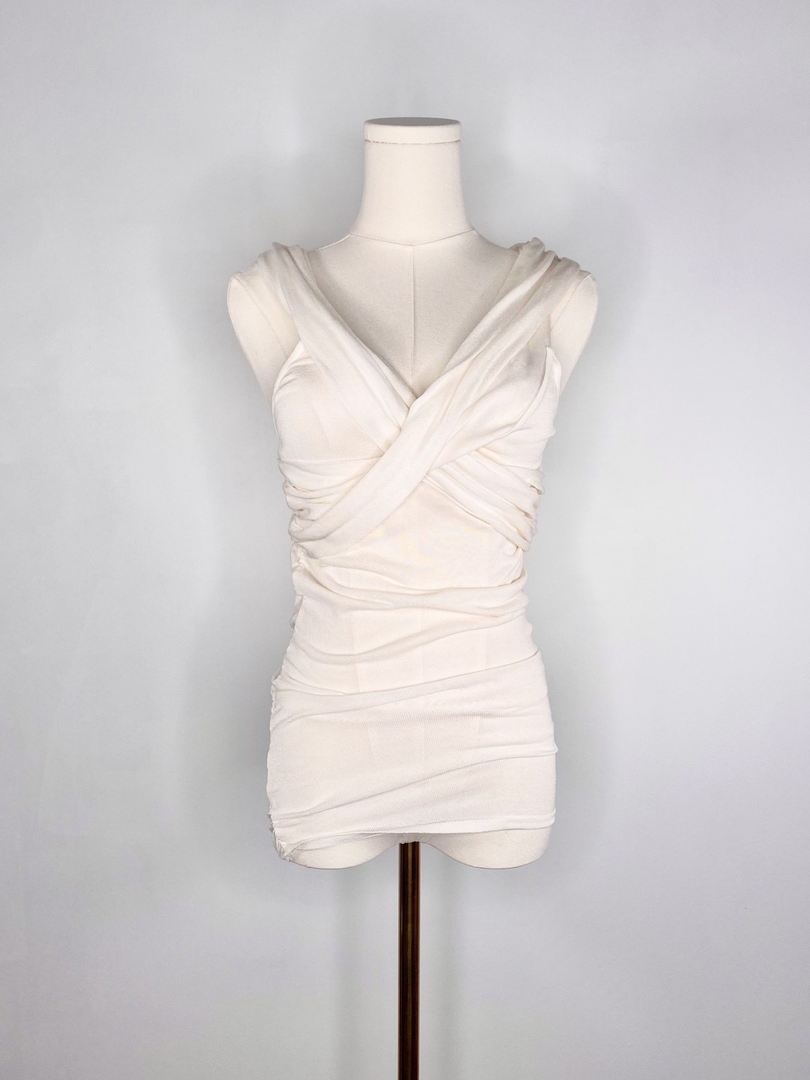 Designer Ana Molinari - Creme wrap camisole blouse Size ONE SIZE - 4 Thumbnail