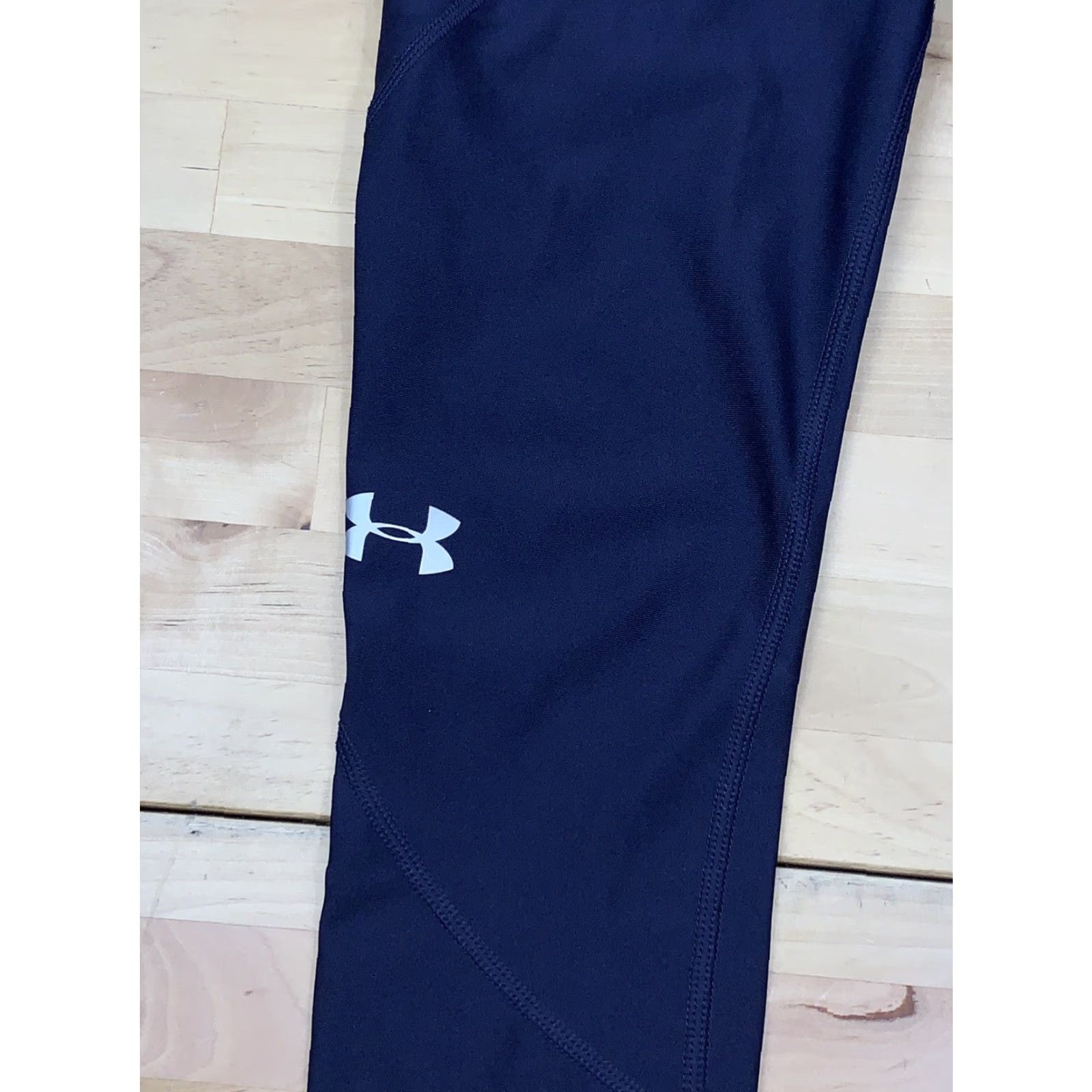 Under Armour Under Armour Heat Gear Womens Legging S Cropped Black Logo Activewear Gym Size 28" / US 6 / IT 42 - 3 Thumbnail