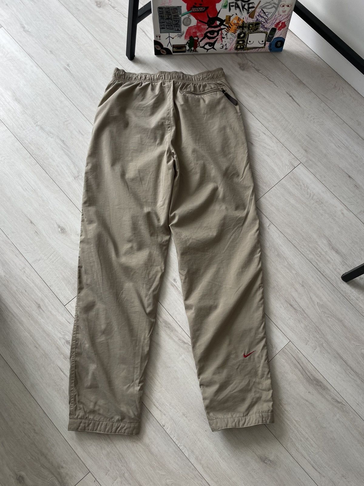 Nike Vintage Nike 00’s Beige Outdoor Pants Y2K Swoosh Rare Size US 30 / EU 46 - 2 Thumbnail