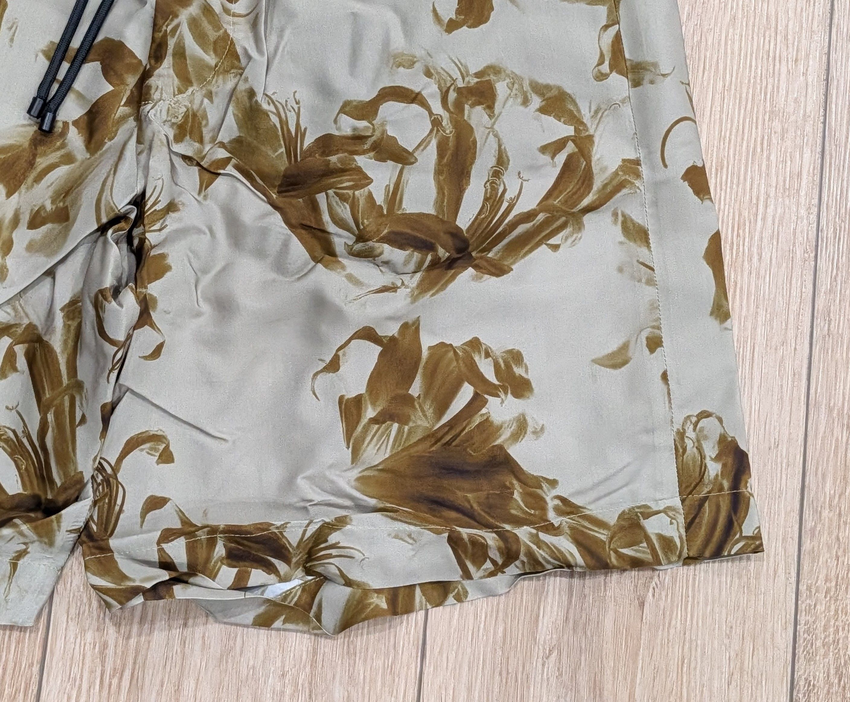 Dries Van Noten DRIES VAN NOTEN "Piperi" Printed Shorts Beige 52 US 36 Size US 36 / EU 52 - 2 Thumbnail