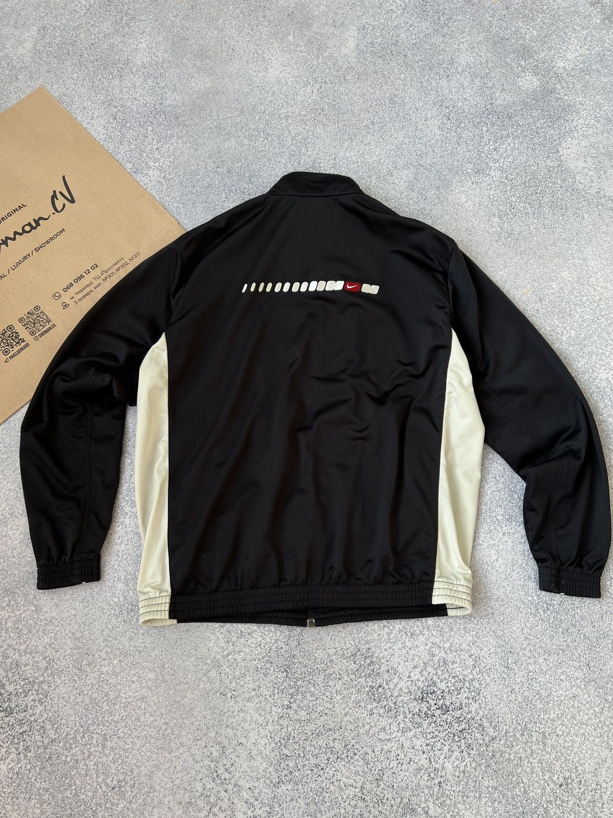 Nike × Vintage Vintage 90s Nike Zip Sweatshirt Size US L / EU 52-54 / 3 - 9 Thumbnail