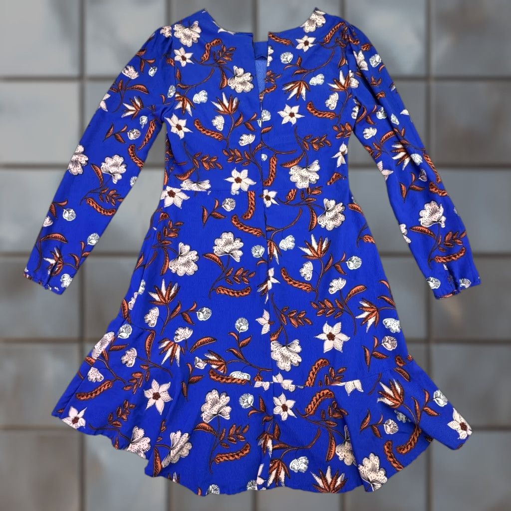 ASTR The Label VINTAGE ASTR The Label Dress Womens Medium Blue Floral Print Long Sleeve Knee Length Size M / US 6-8 / IT 42-44 - 1 Thumbnail