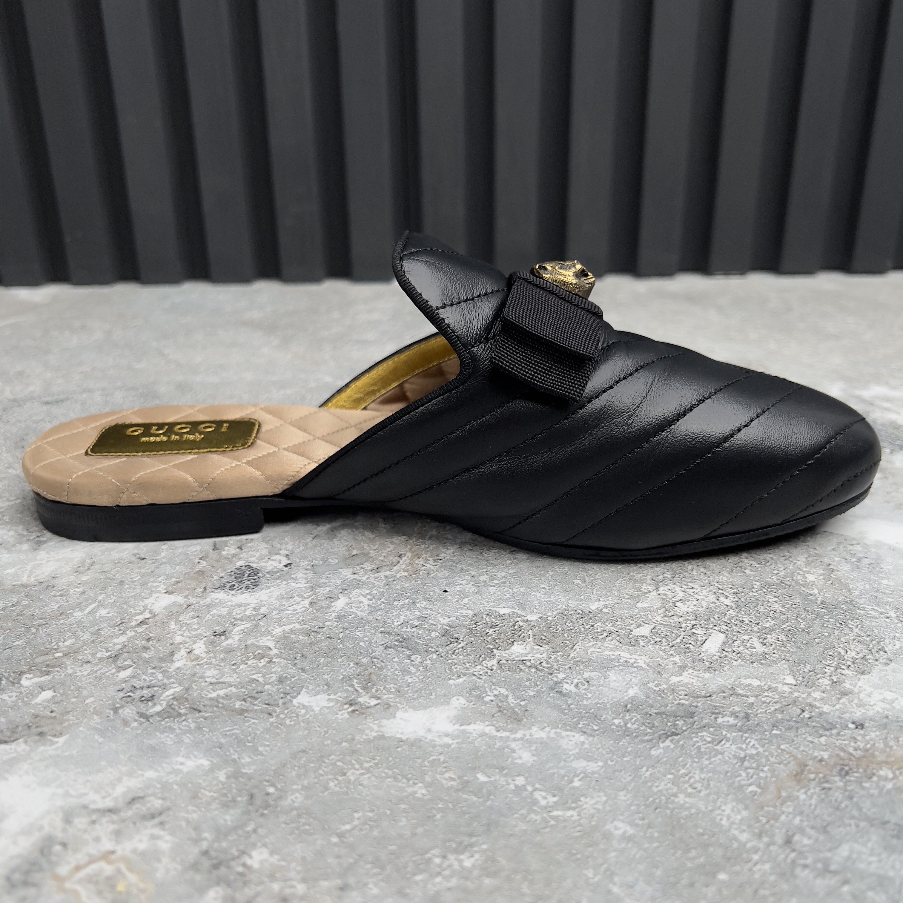 Gucci Matelassé Tiger Head Flat Mules Leather 36.5 EUR Size US 6.5 / IT 36.5 - 7 Thumbnail