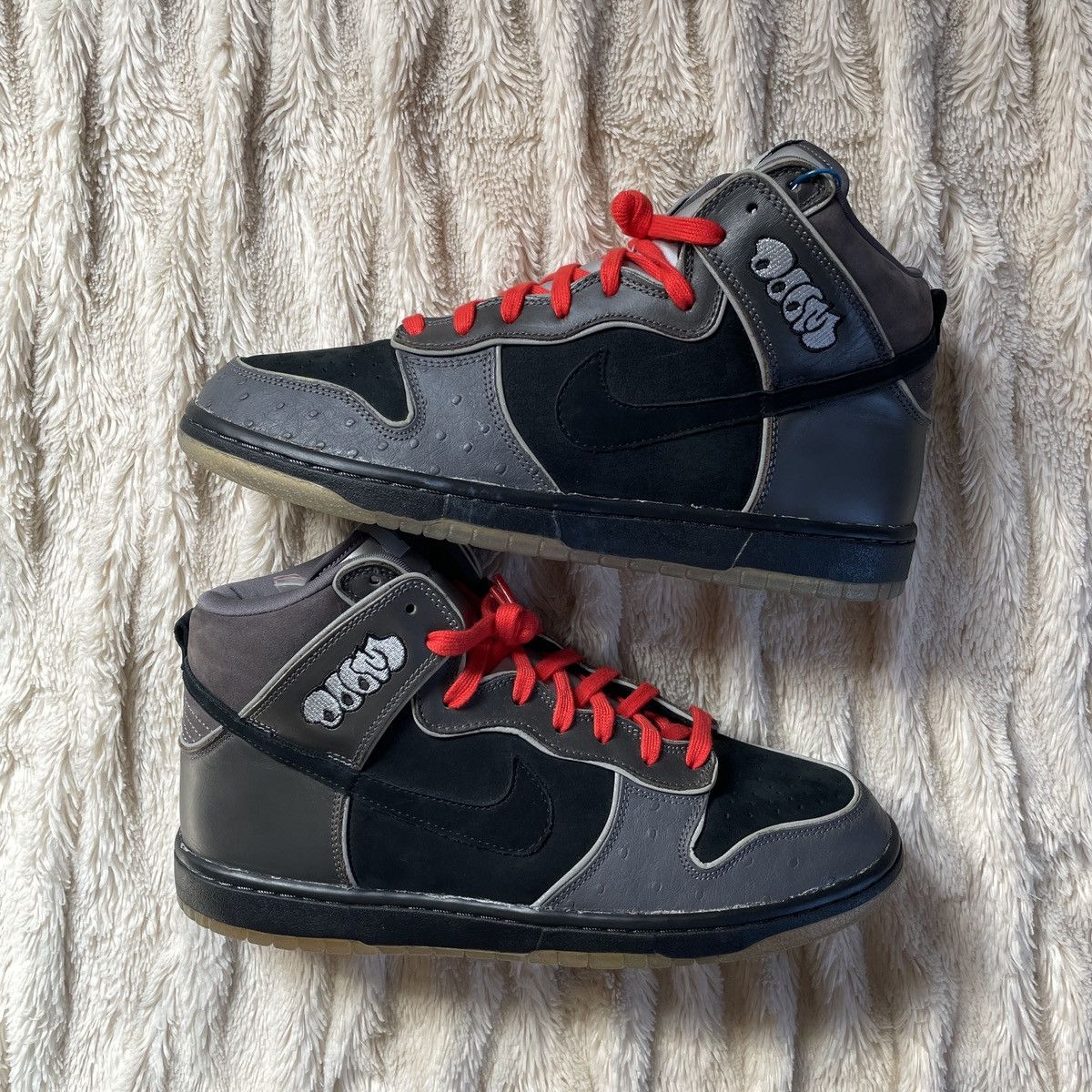 Vintage 2007 NIKE DUNK HIGH PREMIUM SB MF DOOM futura heineken Size US 11 / EU 44 - 10 Thumbnail