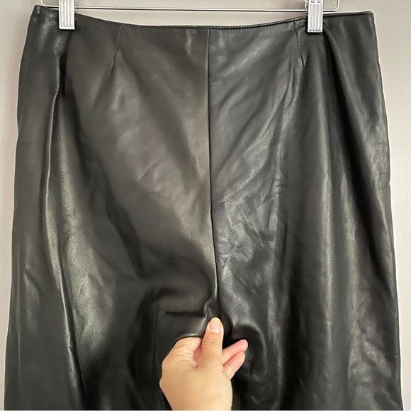 Danier Vintage Danier Black Leather Lined High Rise Straight Pants Size 32" / US 10 / IT 46 - 11 Thumbnail