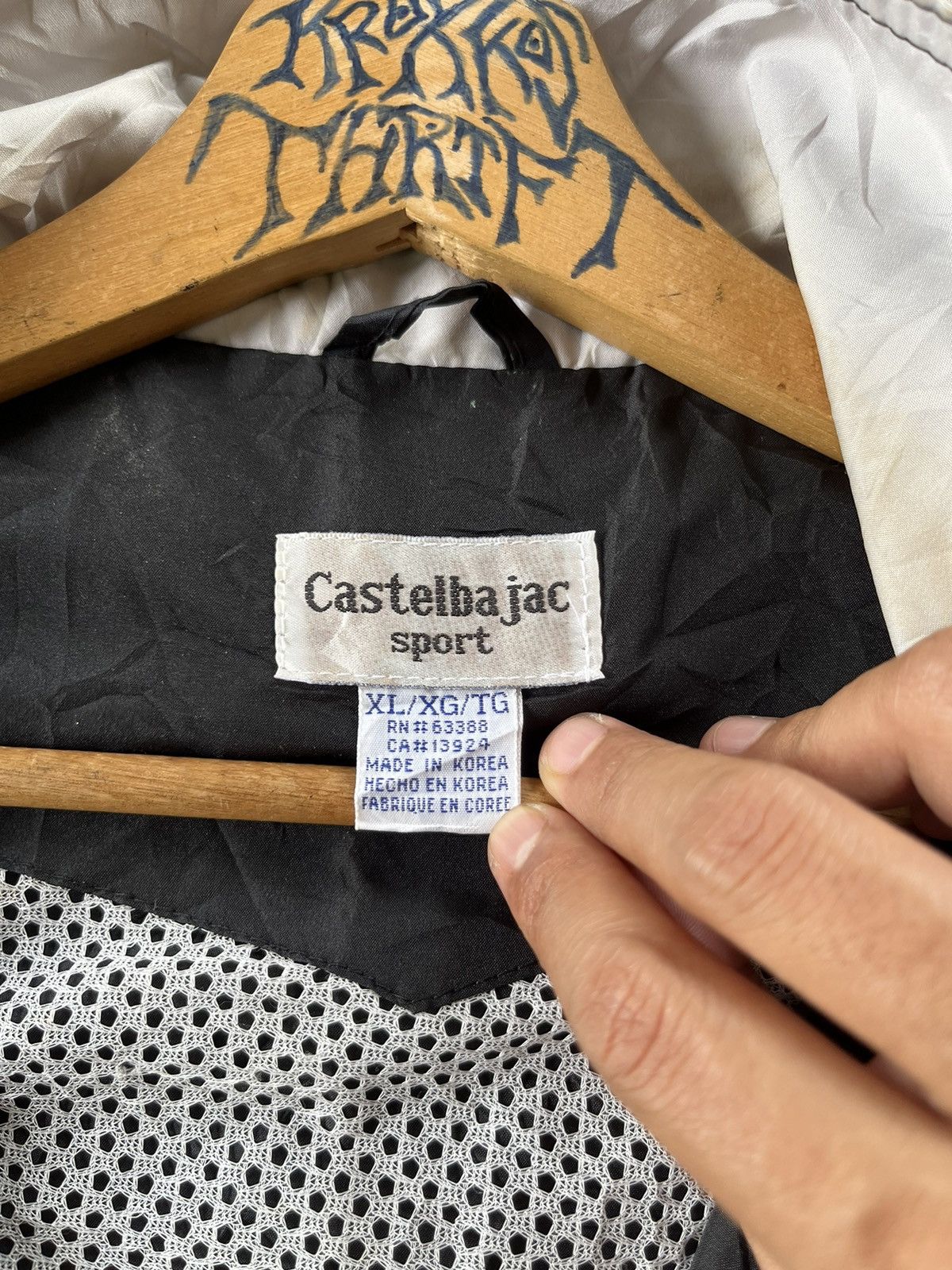Designer × Jean Charles De Castelbajac Vintage Castelbajac Embroidered Logo Zipper Vest 90s Size US XL / EU 56 / 4 - 6 Thumbnail
