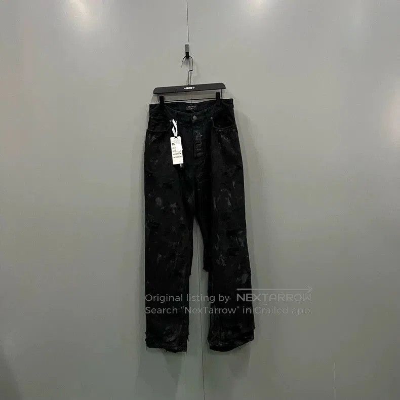 Balenciaga Balenciaga Black Distressed Denim Jeans. Size US 26 / EU 42 - 1 Thumbnail