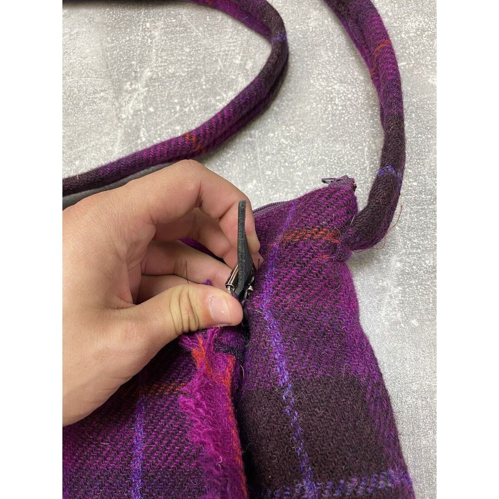 Harris Tweed × Vintage Harris Tweed Avant Garde Wool Vintage Pink Shoulders Bag Size ONE SIZE - 4 Thumbnail