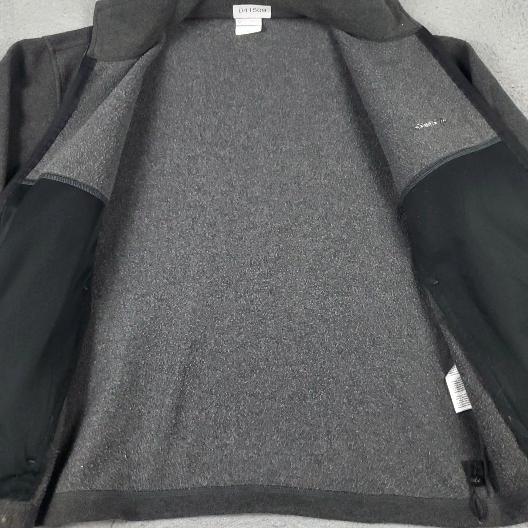 Vintage Columbia Sweater Mens M Gray Full Zip Up Regular Fit Pockets Logo Outdoor Modern 80s Holiday Men Size US M / EU 48-50 / 2 - 6 Thumbnail