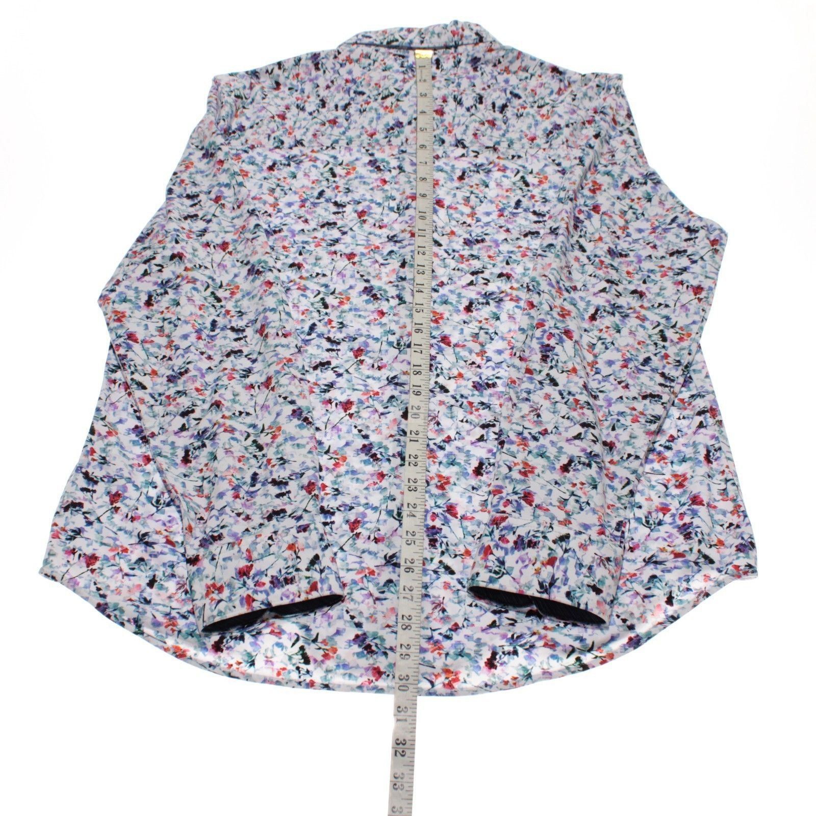Robert Graham Robert Graham New with tags Shirt Size XL US In White Size US XL / EU 56 / 4 - 9 Thumbnail