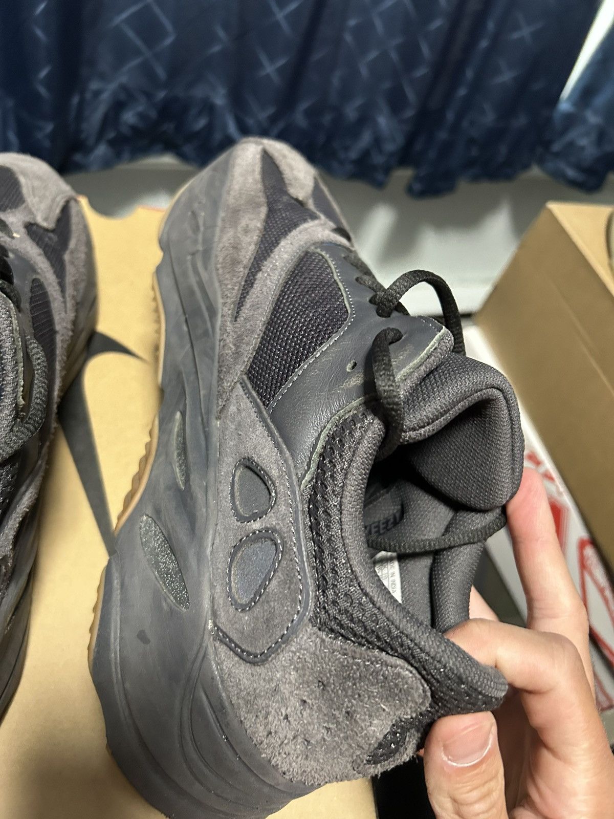 Yeezy Yeezy 700 utility black Size US 12 / EU 45 - 8 Thumbnail