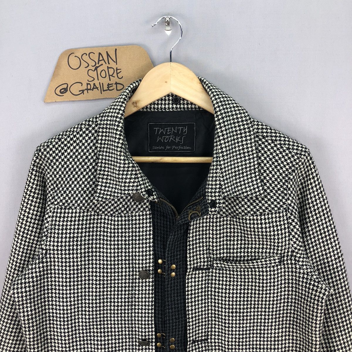 Japanese Brand Vintage 90’s Twenty Works Clasp Houndstooth Jacket Size US M / EU 48-50 / 2 - 4 Thumbnail