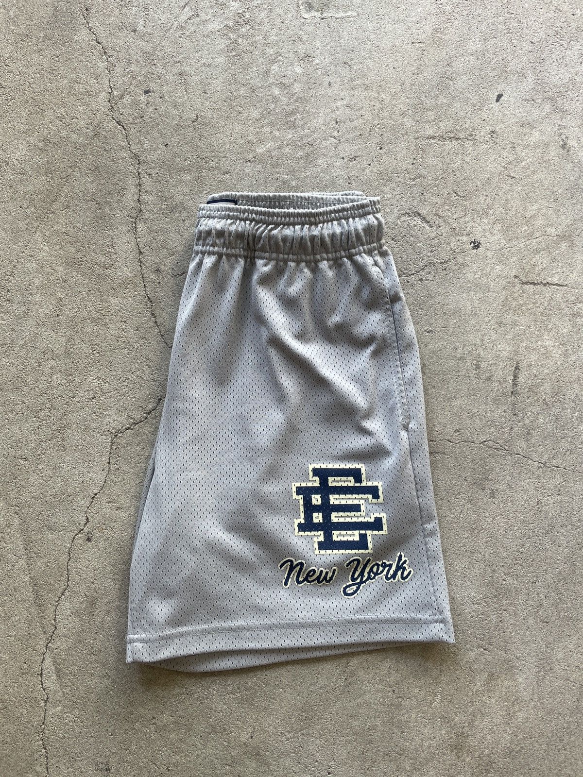 Eric Emanuel Eric Emanuel City Series Shorts Size US 30 / EU 46 - 2 Thumbnail