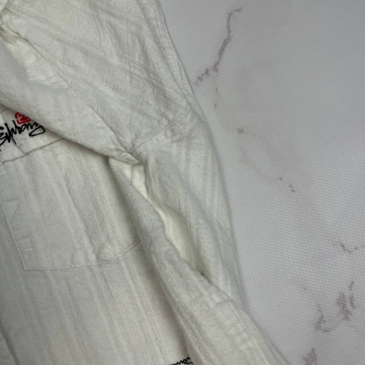 Billabong Billabong Vintage 00’s Surf Style Shirt Y2K Logo Print RARE Size US S / EU 44-46 / 1 - 7 Thumbnail