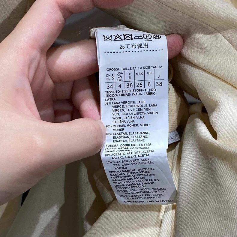 Max Mara Max Mara Beige double-breasted gold button blazer Size M / US 6-8 / IT 42-44 - 4 Thumbnail