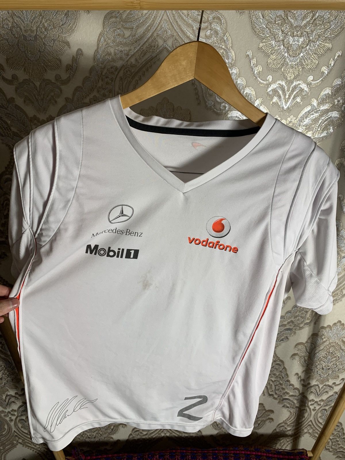 NASCAR VINTAGE MERCEDES BENZ MCLAREN VODAFONE RACING T-AHIRT Y2K Size US M / EU 48-50 / 2 - 2 Thumbnail