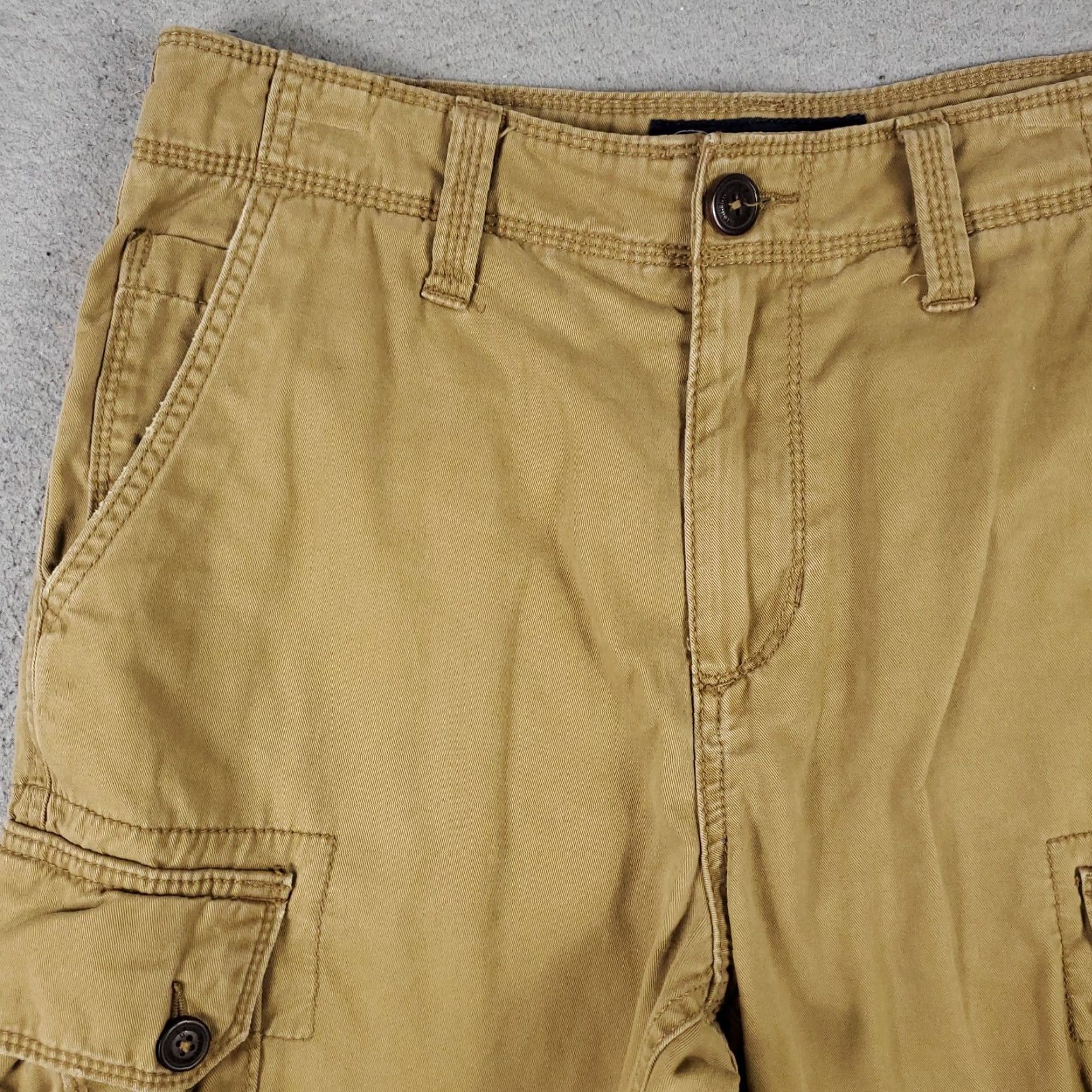 American Eagle Outfitters VINTAGE American Eagle Cargo Shorts Mens 30 Beige Casual Outdoor Summer Fall Spring Winter Size US 30 / EU 46 - 2 Thumbnail