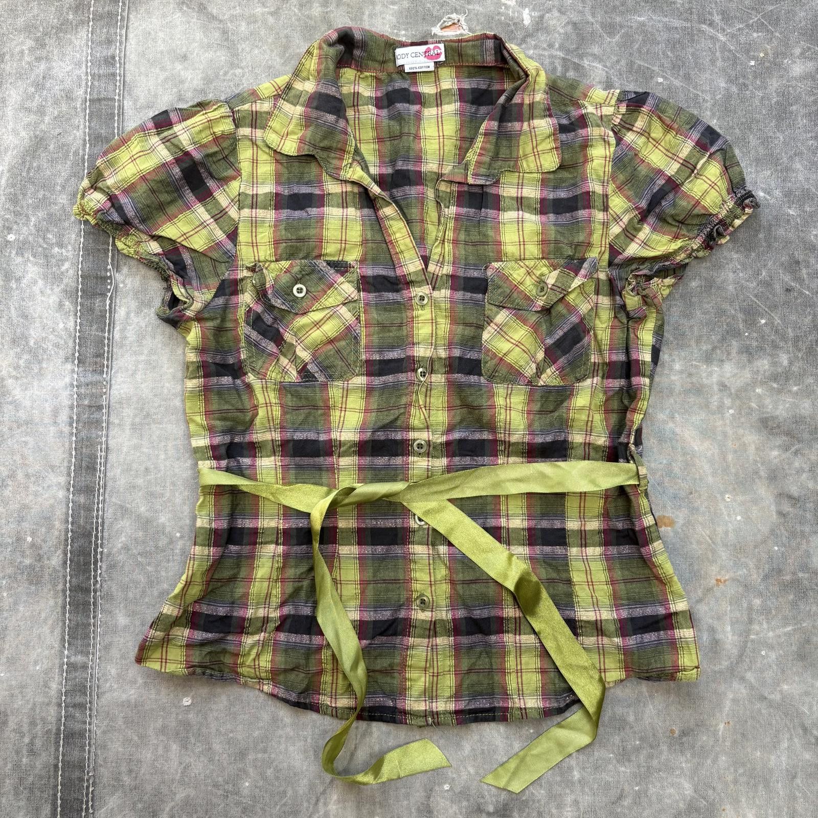 Vintage Vintage Y2K Lime Green Plaid Pink Waist Tie Button Up Shirt Size S / US 4 / IT 40 - 1 Thumbnail