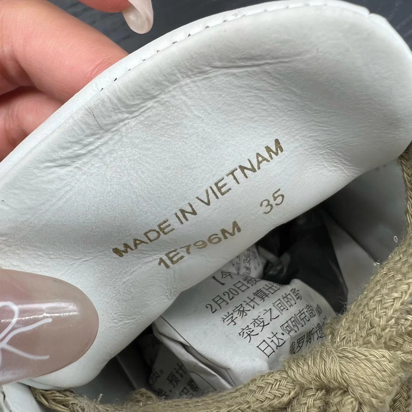 Prada PRADA Triangle Logo white brown sneakers 35 with box Mint Size US 4 / IT 34 - 8 Thumbnail