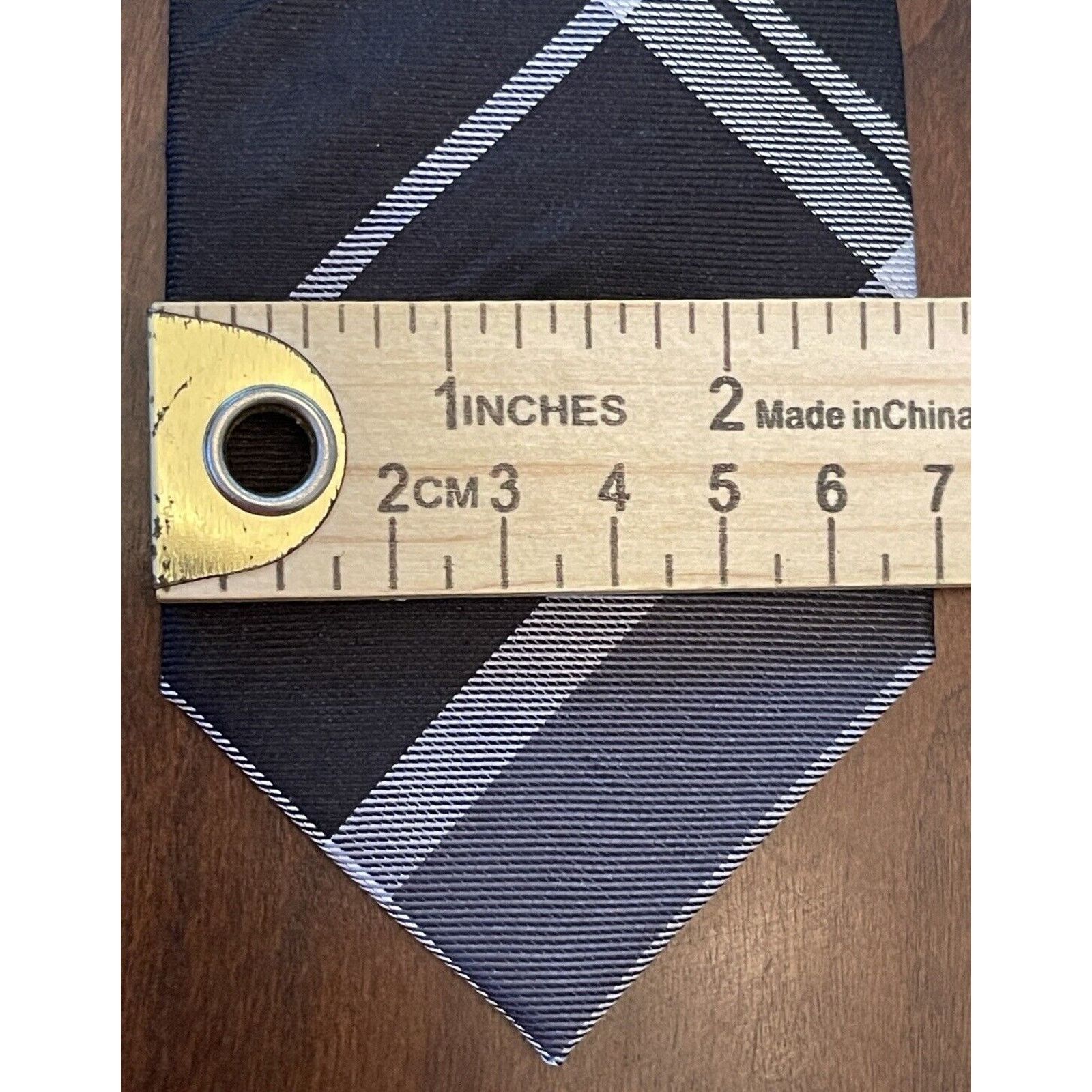 Kenneth Cole Kenneth Cole Reaction Black Gray 100% Silk Made In China Size ONE SIZE - 4 Thumbnail