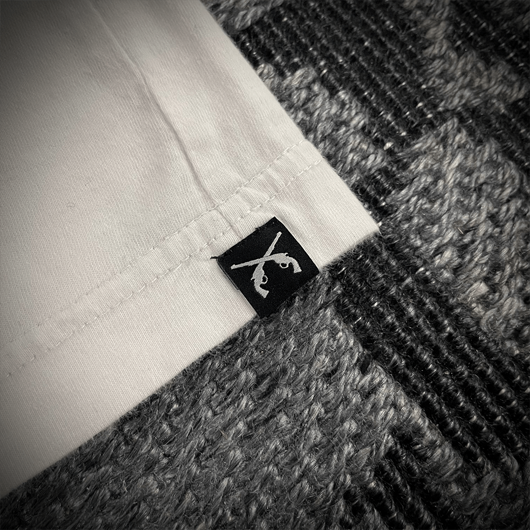 Japanese Brand Roar Guns Foil Print "Cross Gun" Swarovski Size US L / EU 52-54 / 3 - 7 Thumbnail