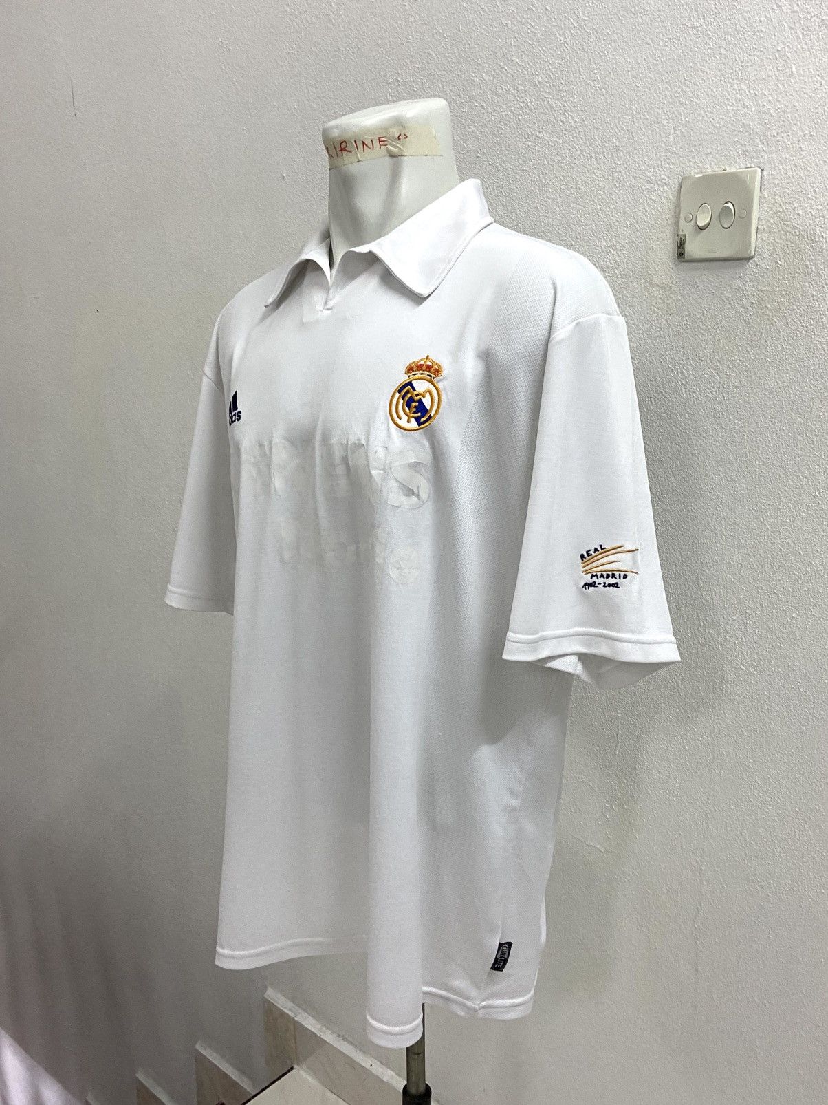 Other VINTAGE REAL MADRID 2002 100th YEARS ANNIVERSARY / RONALDO Size US XL / EU 56 / 4 - 5 Thumbnail