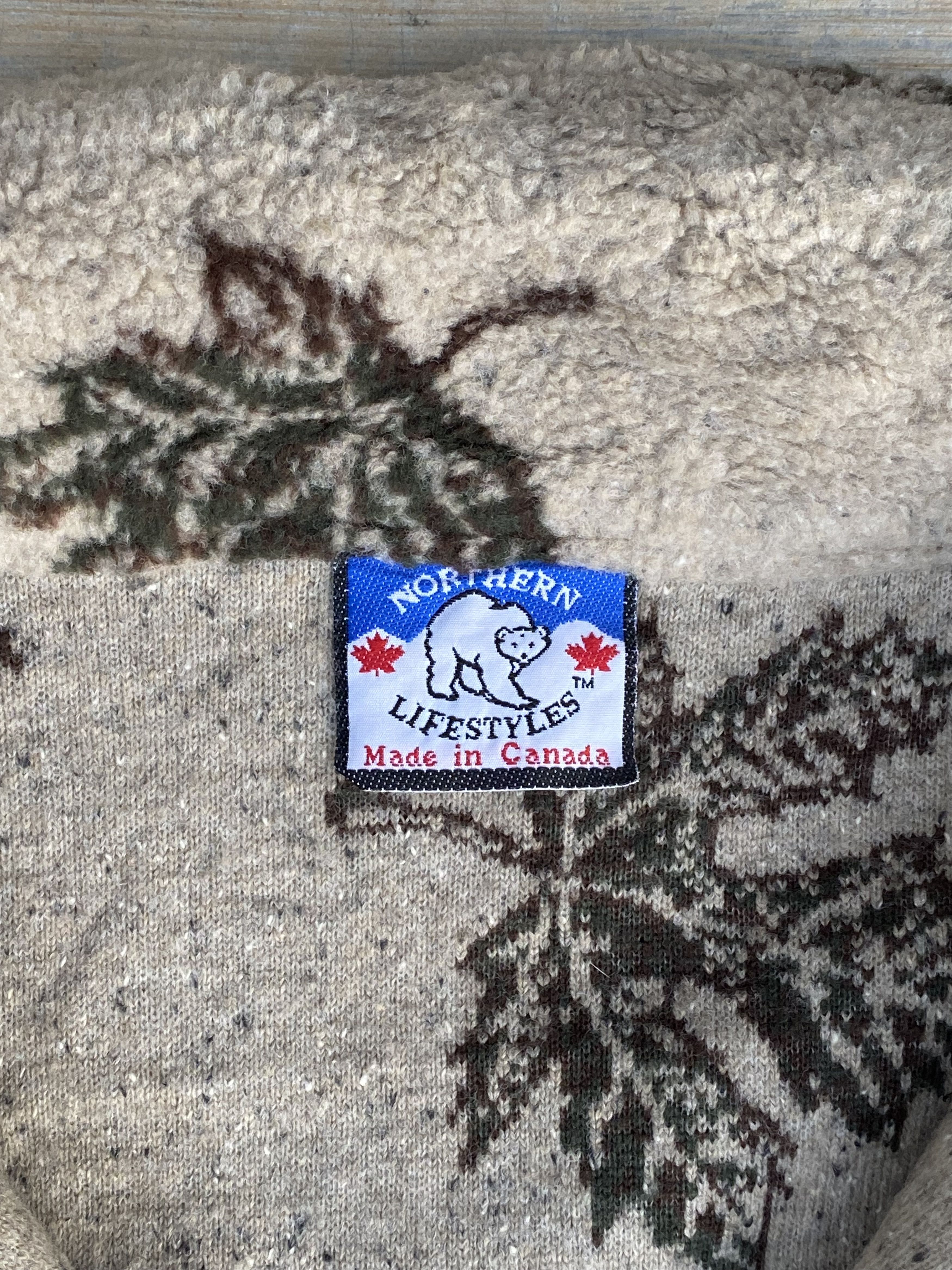 Other Northern lifestyle canadian printed fleece Size US M / EU 48-50 / 2 - 7 Thumbnail