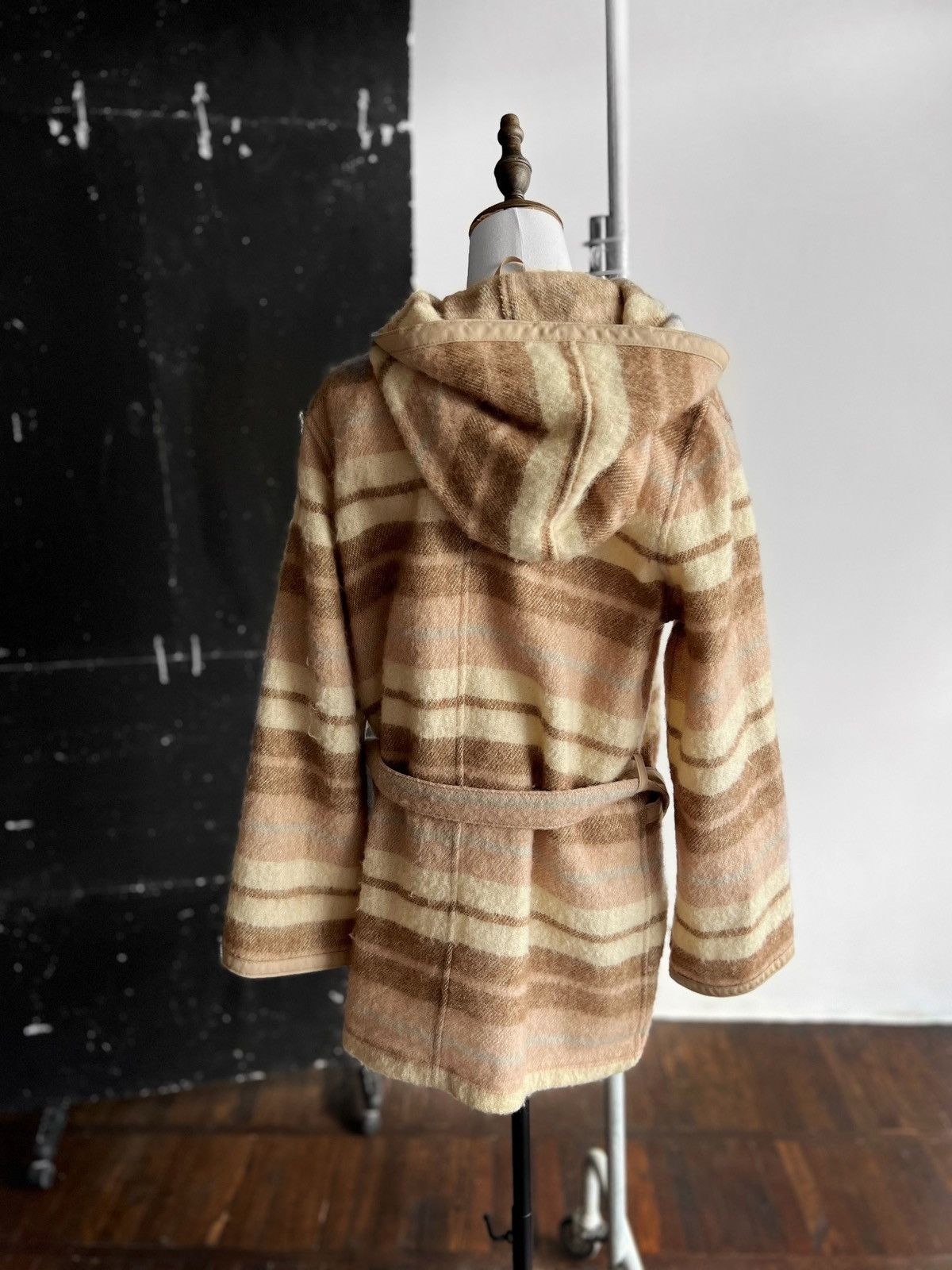 Designer Dixi Coat Wool Made in Finland Hooded Belted Coat Jacket Size M / US 6-8 / IT 42-44 - 3 Thumbnail