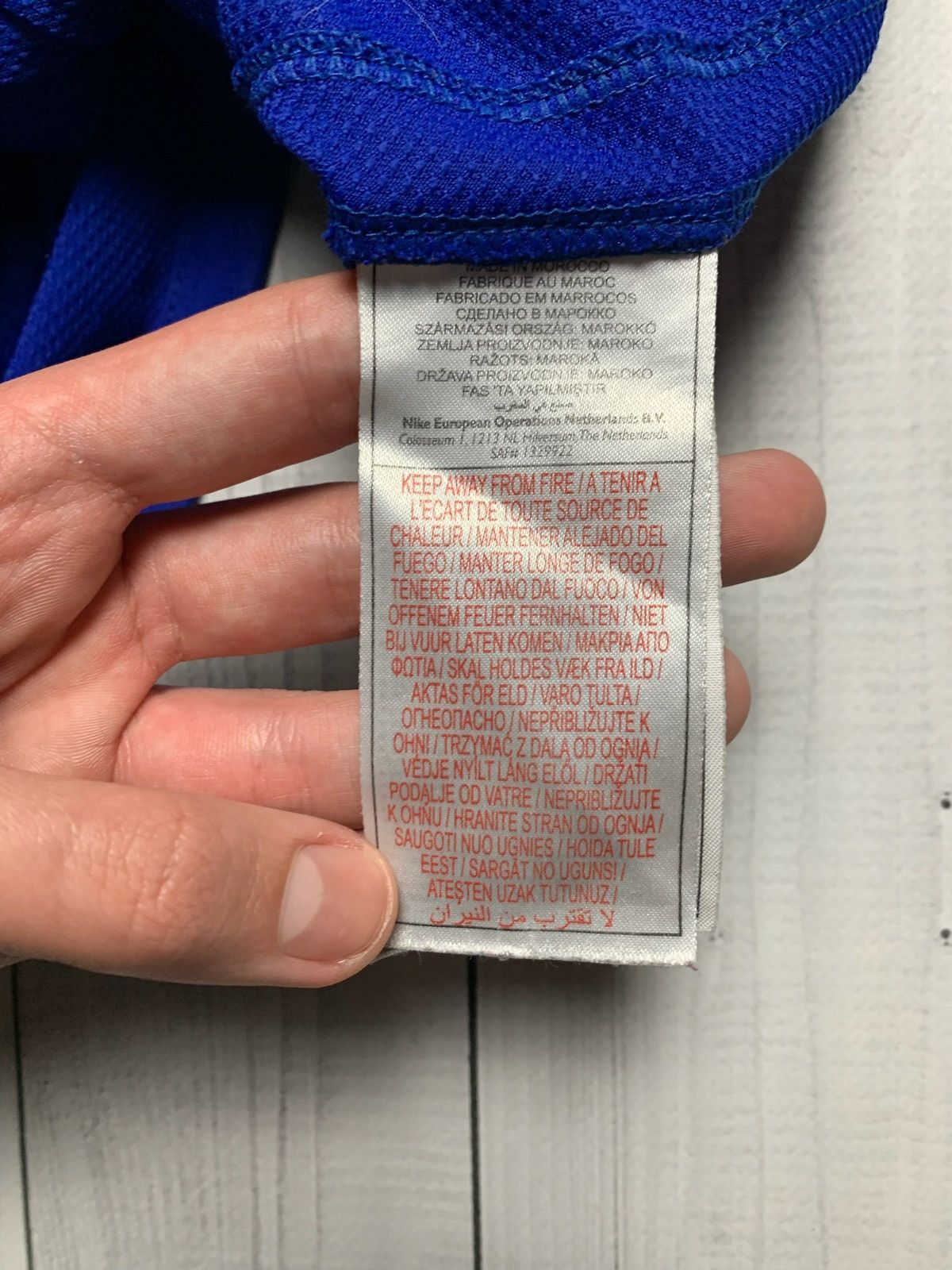Nike × Vintage Vintage Nike Manchester United soccer jersey size L blue Size US L / EU 52-54 / 3 - 5 Thumbnail