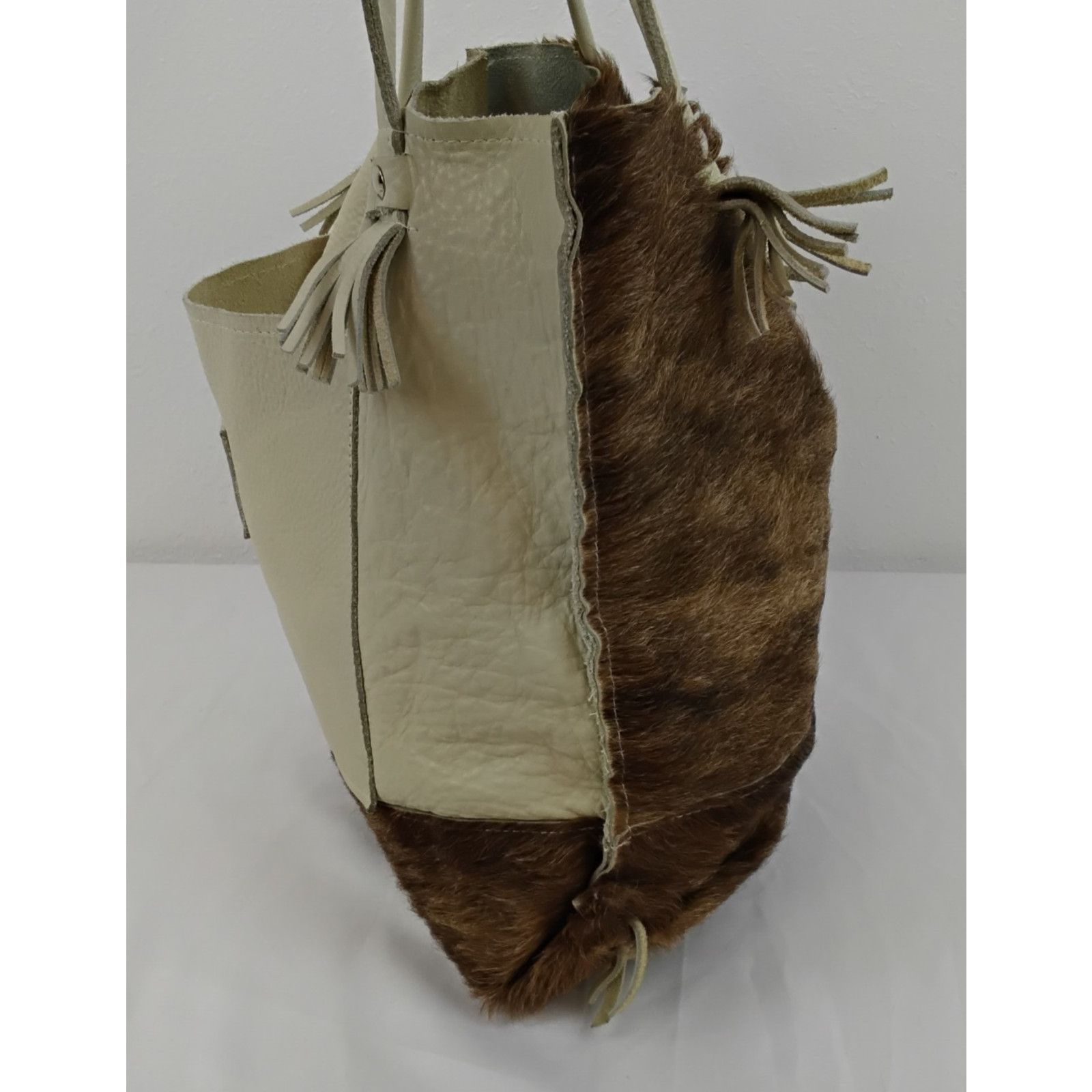 Other Two Fillies Antelope Hide Classic Tote Bag White/Brown Hair Size ONE SIZE - 12 Thumbnail