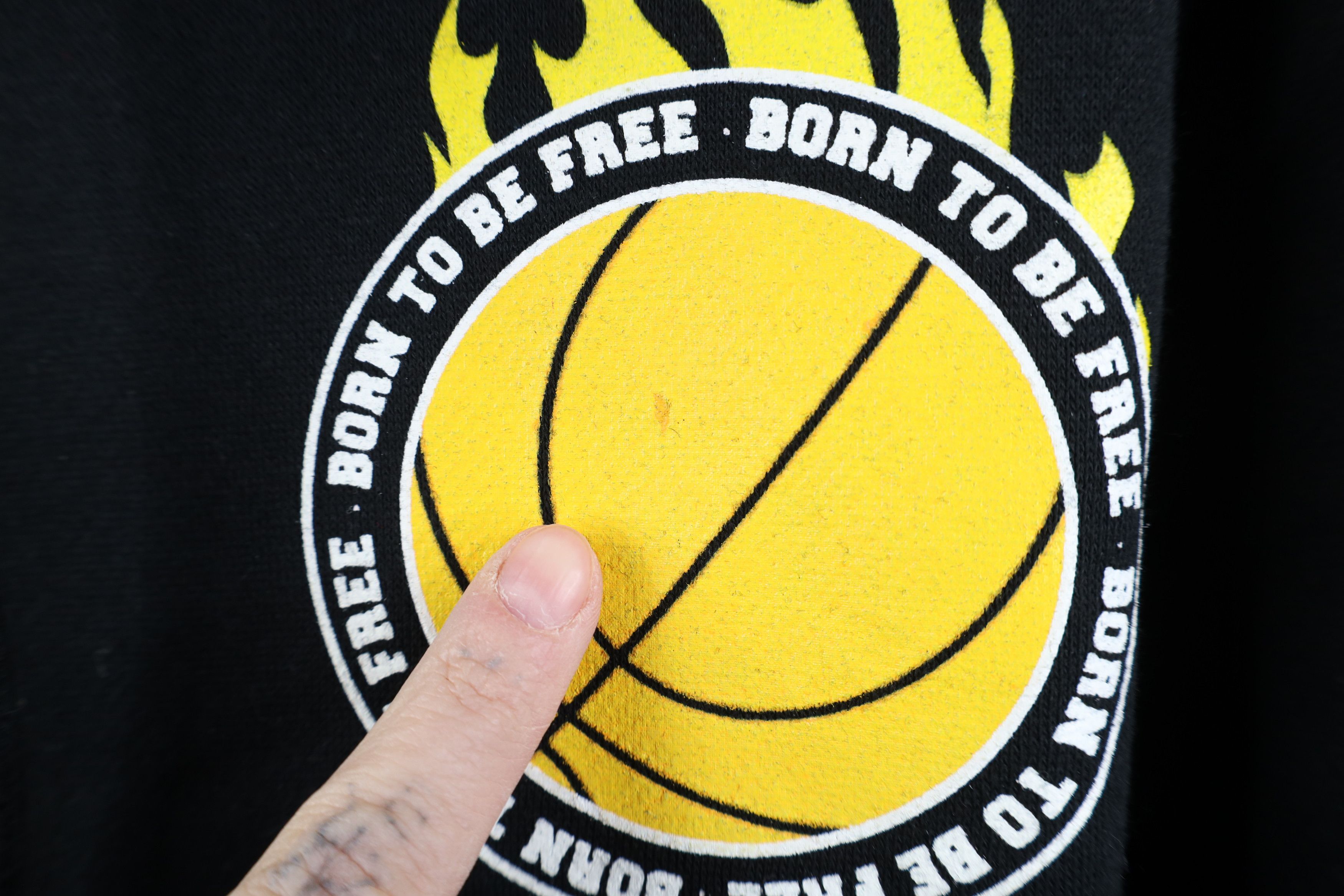 Vintage Deadstock Vintage Y2K Streetwear Basketball Skeleton Hoodie Size US S / EU 44-46 / 1 - 5 Thumbnail
