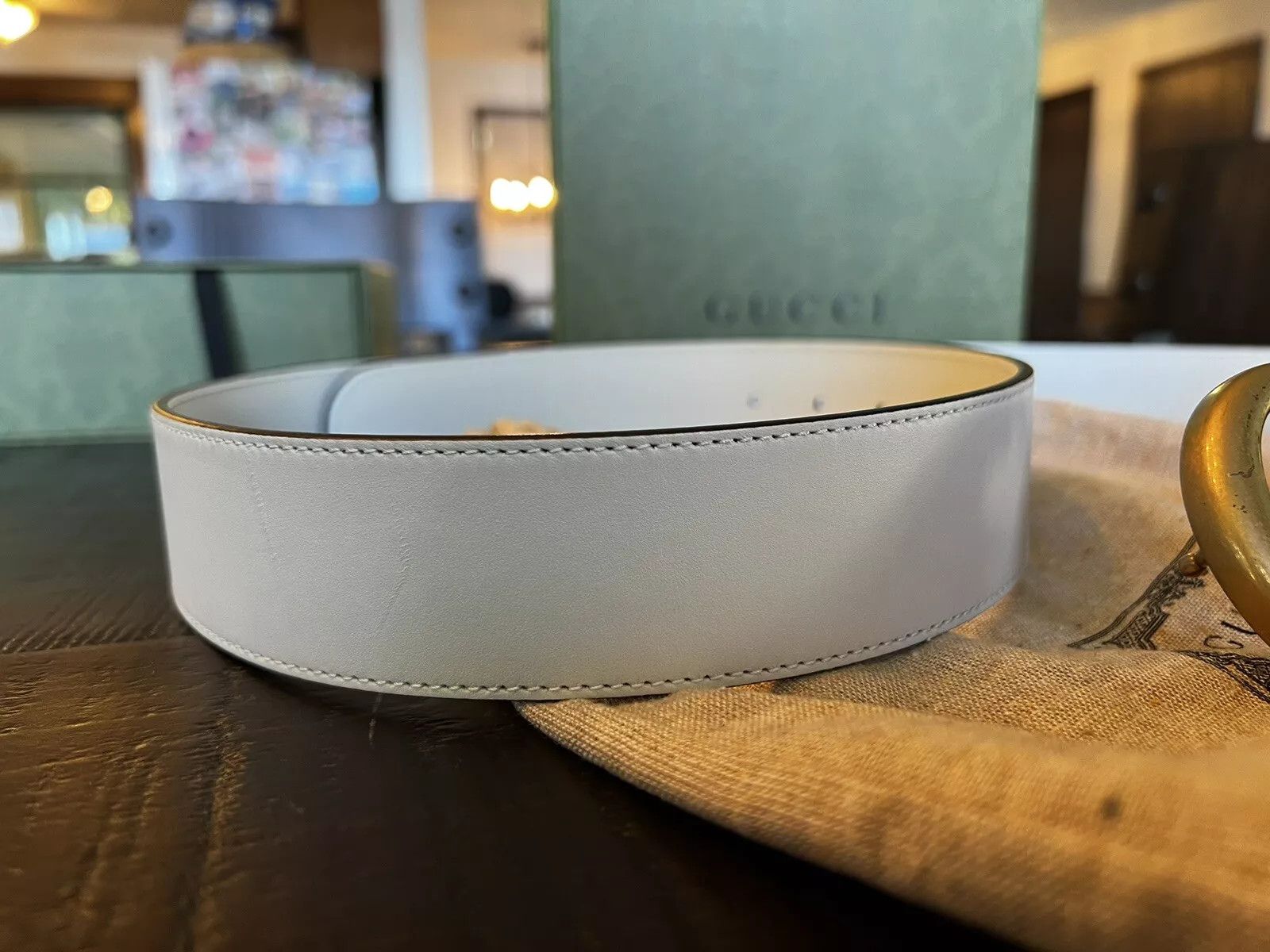 Gucci Authentic Gucci Marmont GG Gold Buckle Logo White Leather Size ONE SIZE - 2 Thumbnail