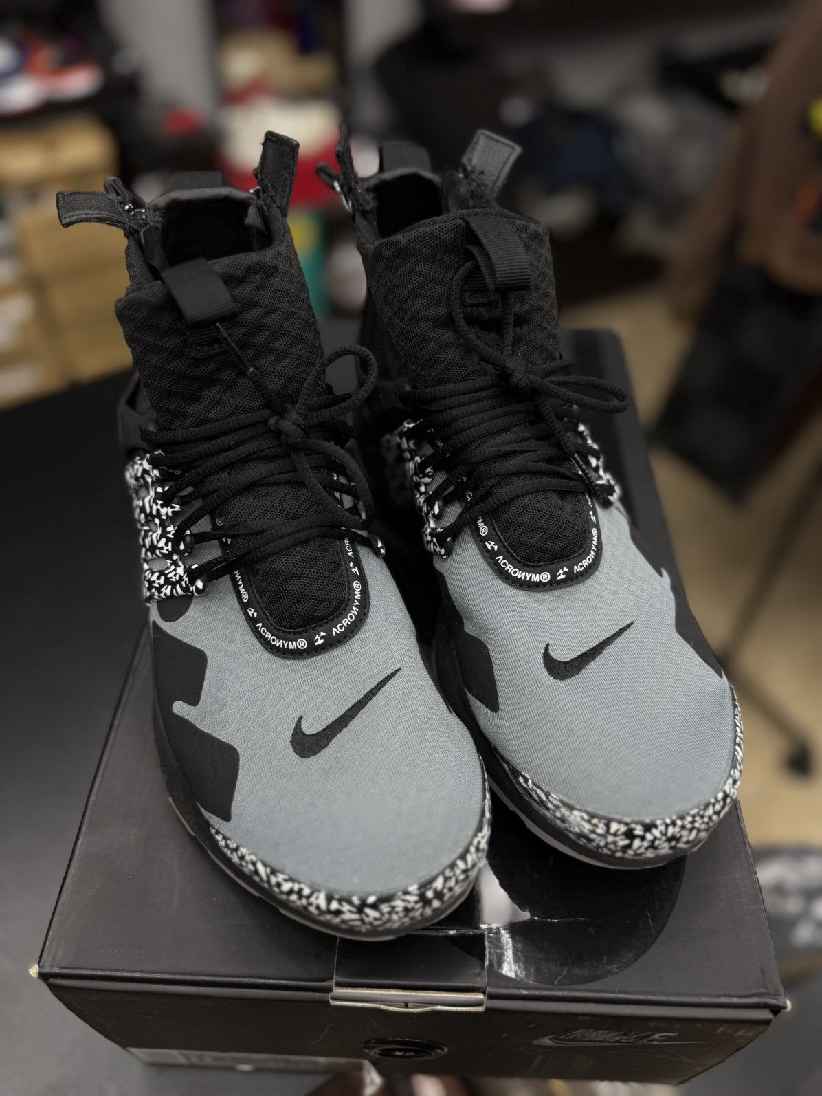 Nike Nike Air Presto Mid Acronym Cool Grey Size (11) Pre Owned Size US 11 / EU 44 - 4 Thumbnail