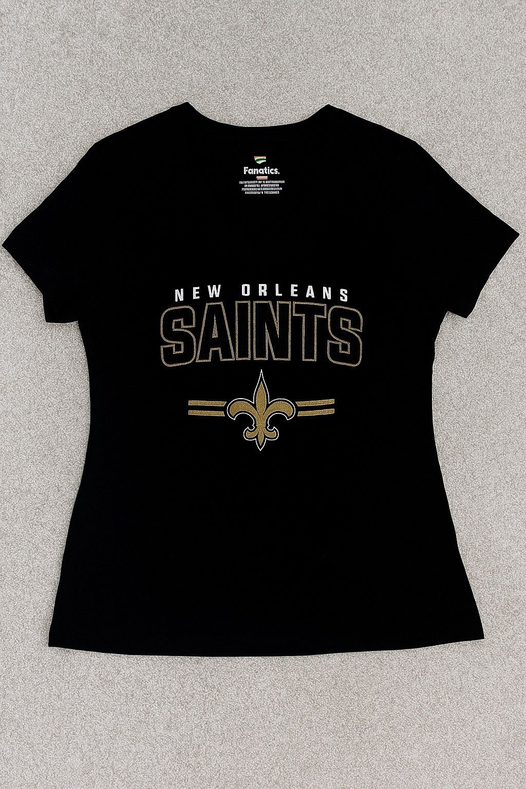 Other New Orleans Saints Women's V-Neck Tee Black Medium NWOT Size M / US 6-8 / IT 42-44 - 1 Thumbnail