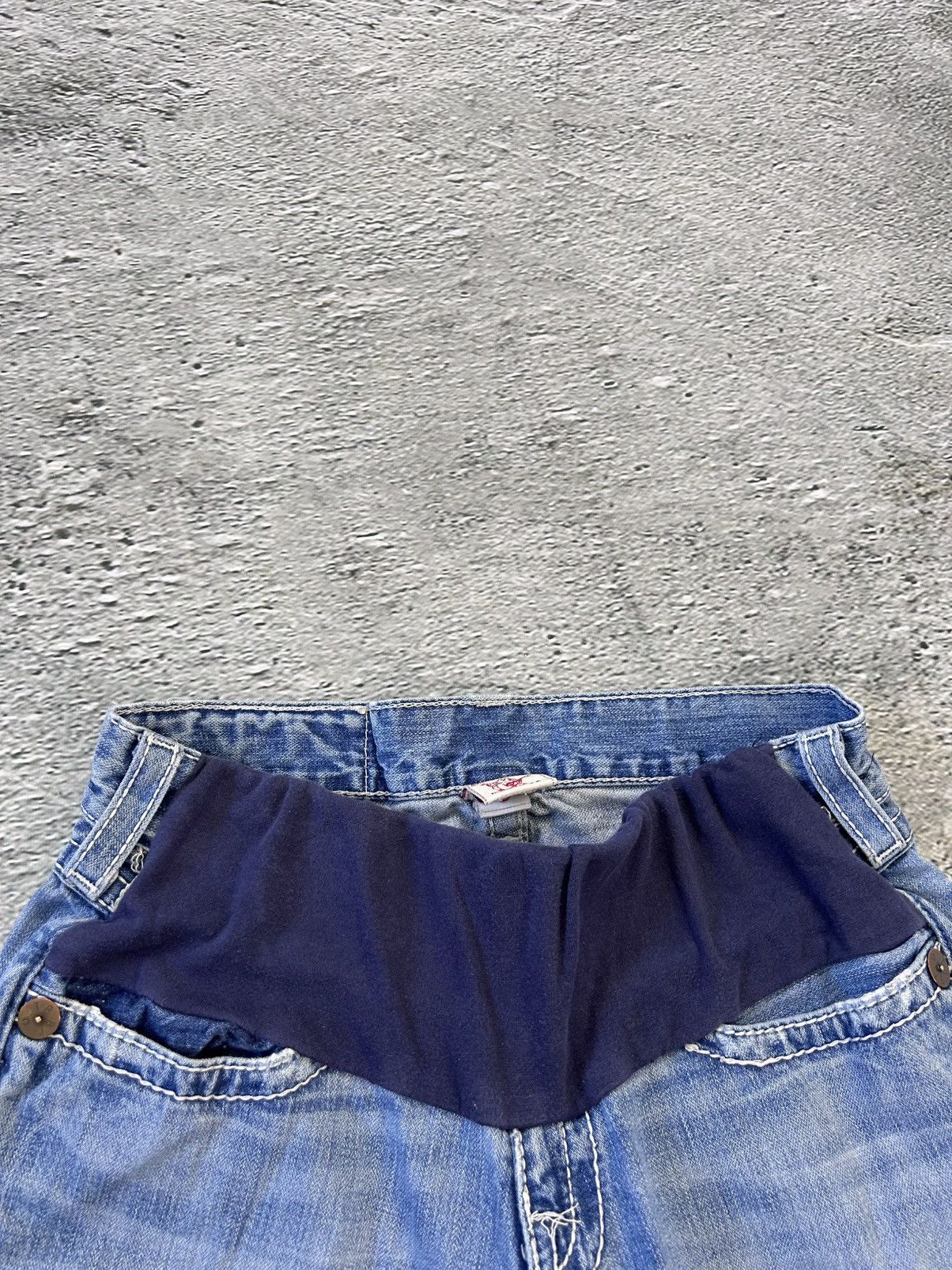 True Religion True Religion baby blue jeans white stitching Y2K bootcut Size US 32 / EU 48 - 11 Thumbnail