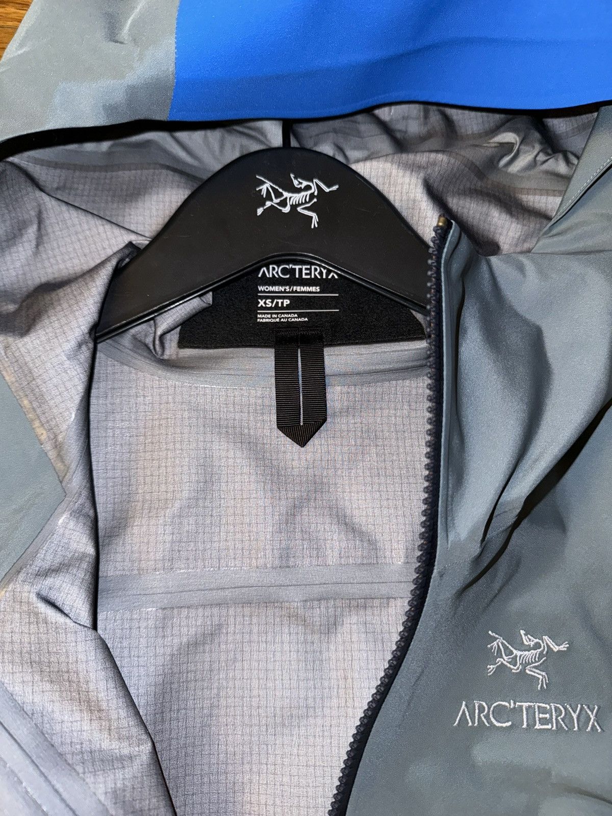 Arc'teryx Arc’teryx Beta Recut Jacket #10 Proteus/ Boulder Size XS / US 0-2 / IT 36-38 - 4 Thumbnail
