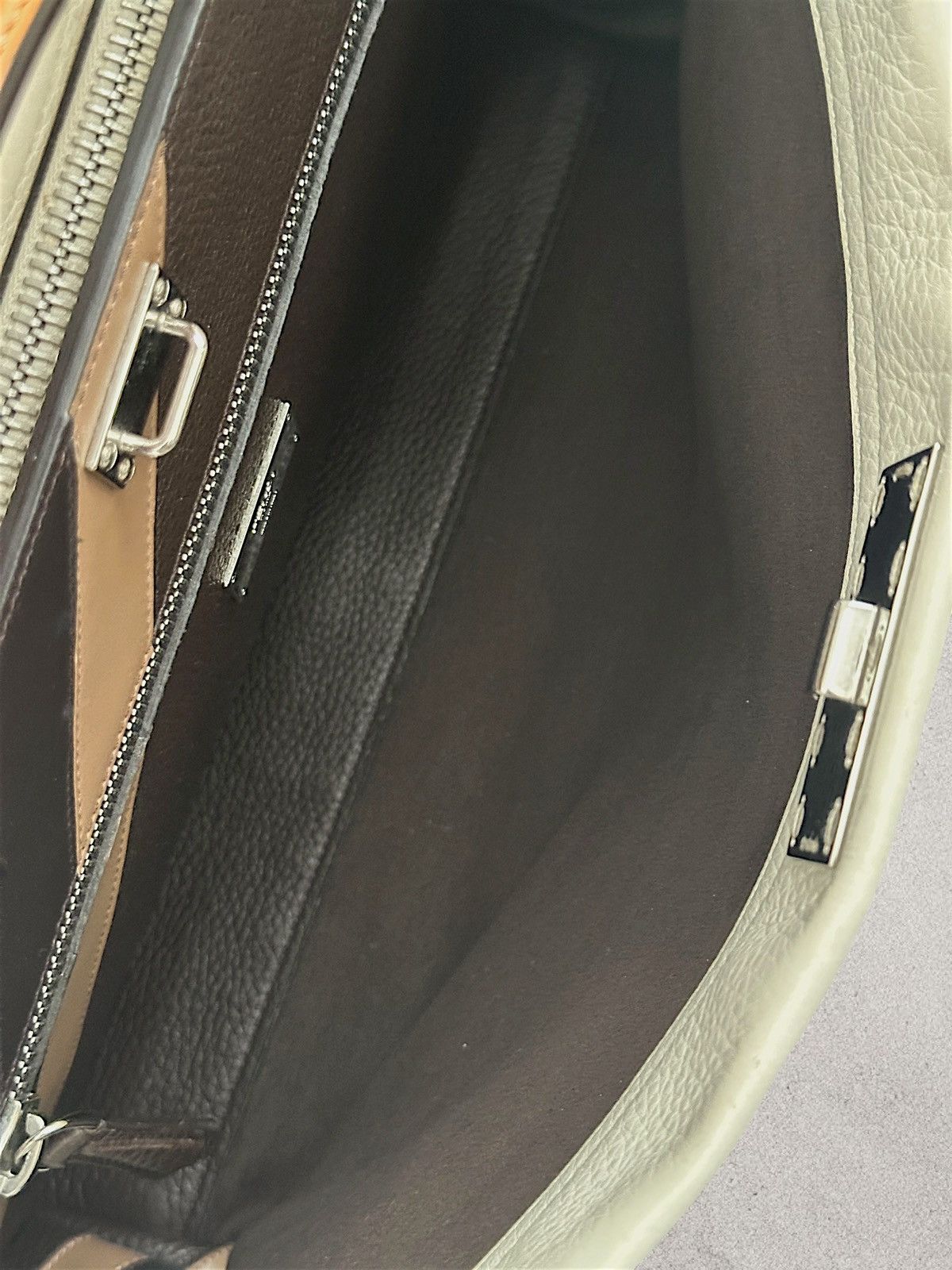 Fendi Fendi FF Peekaboo, Retail $6959 Size ONE SIZE - 13 Thumbnail