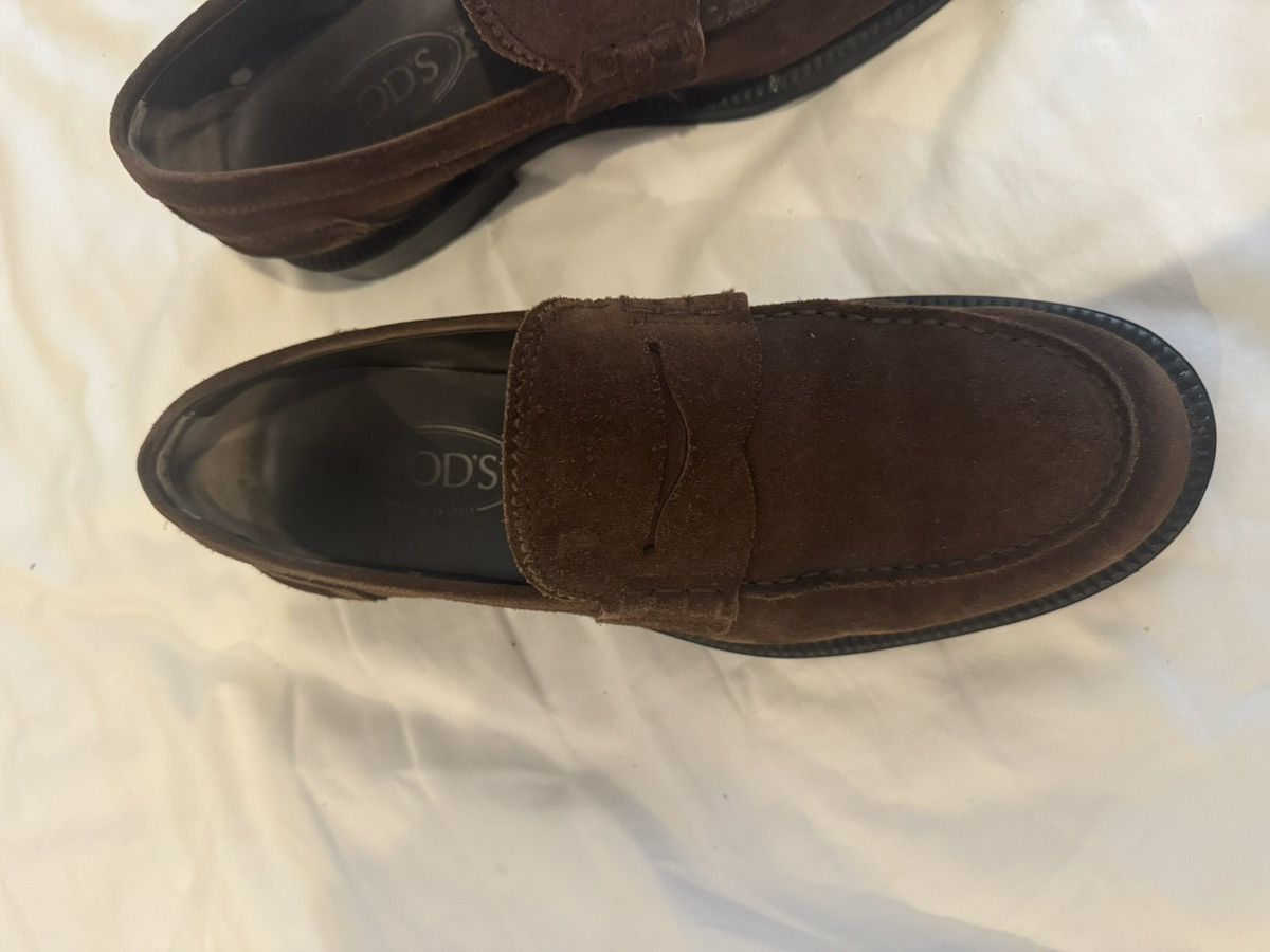Tod's Tods Brown Suede Loafer size 7 Size US 7 / EU 40 - 5 Thumbnail