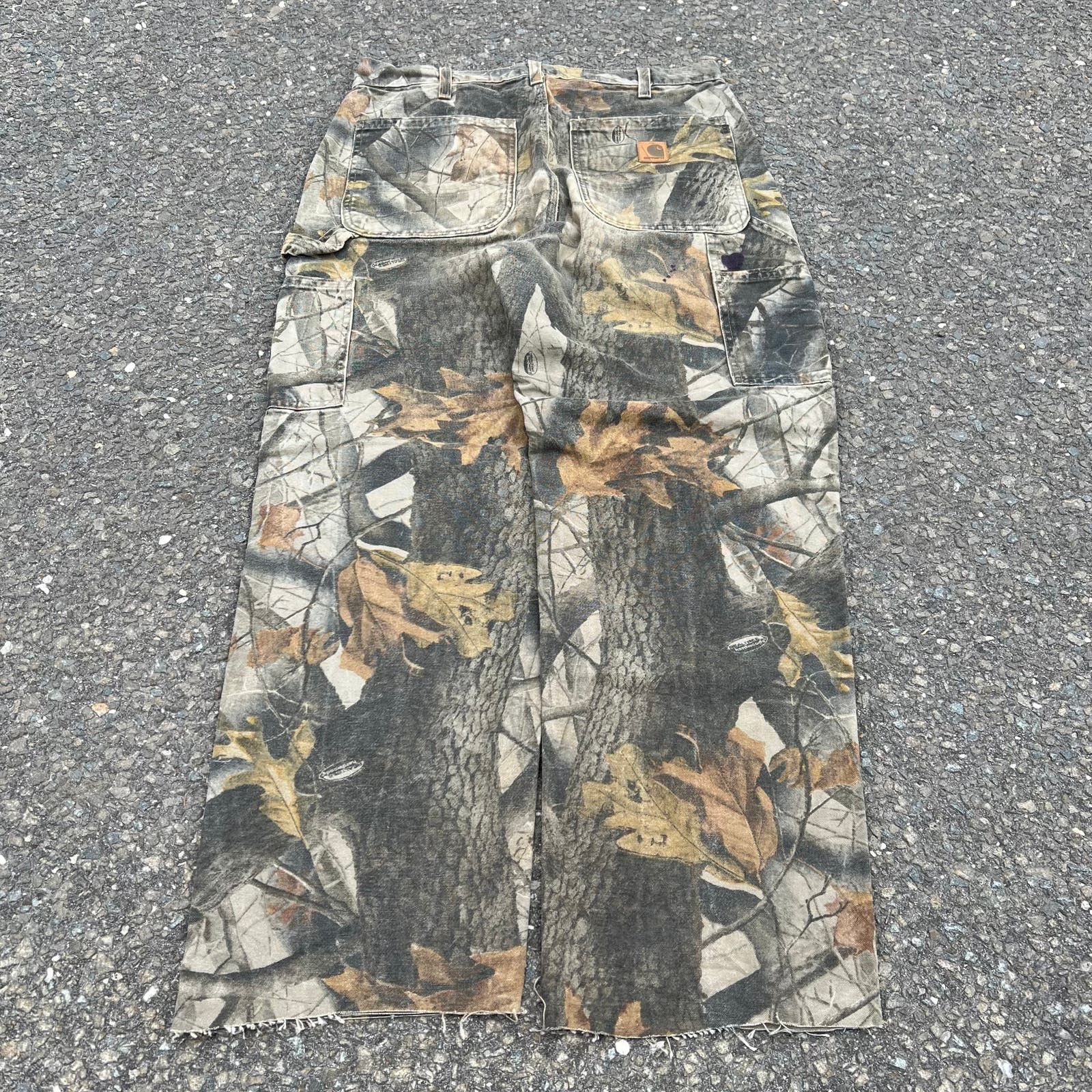 image of Carhartt Realtree Camo Work Wear Carpenter Pants in Green, Men's (Size 31)